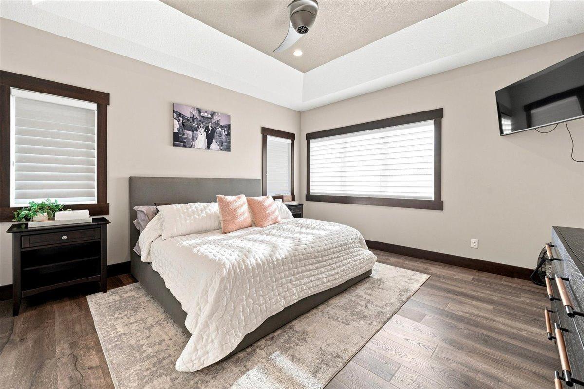 2013 single family home for sale at 1890 Ridgewood Drive NW in Alexandria, MN — 5 bed, 4 bath (photo 18 of 61)
