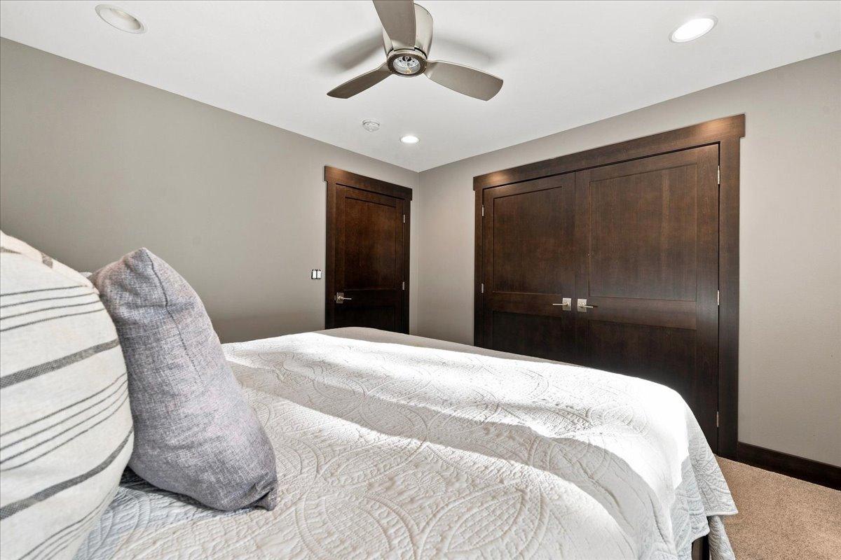 2013 single family home for sale at 1890 Ridgewood Drive NW in Alexandria, MN — 5 bed, 4 bath (photo 45 of 61)