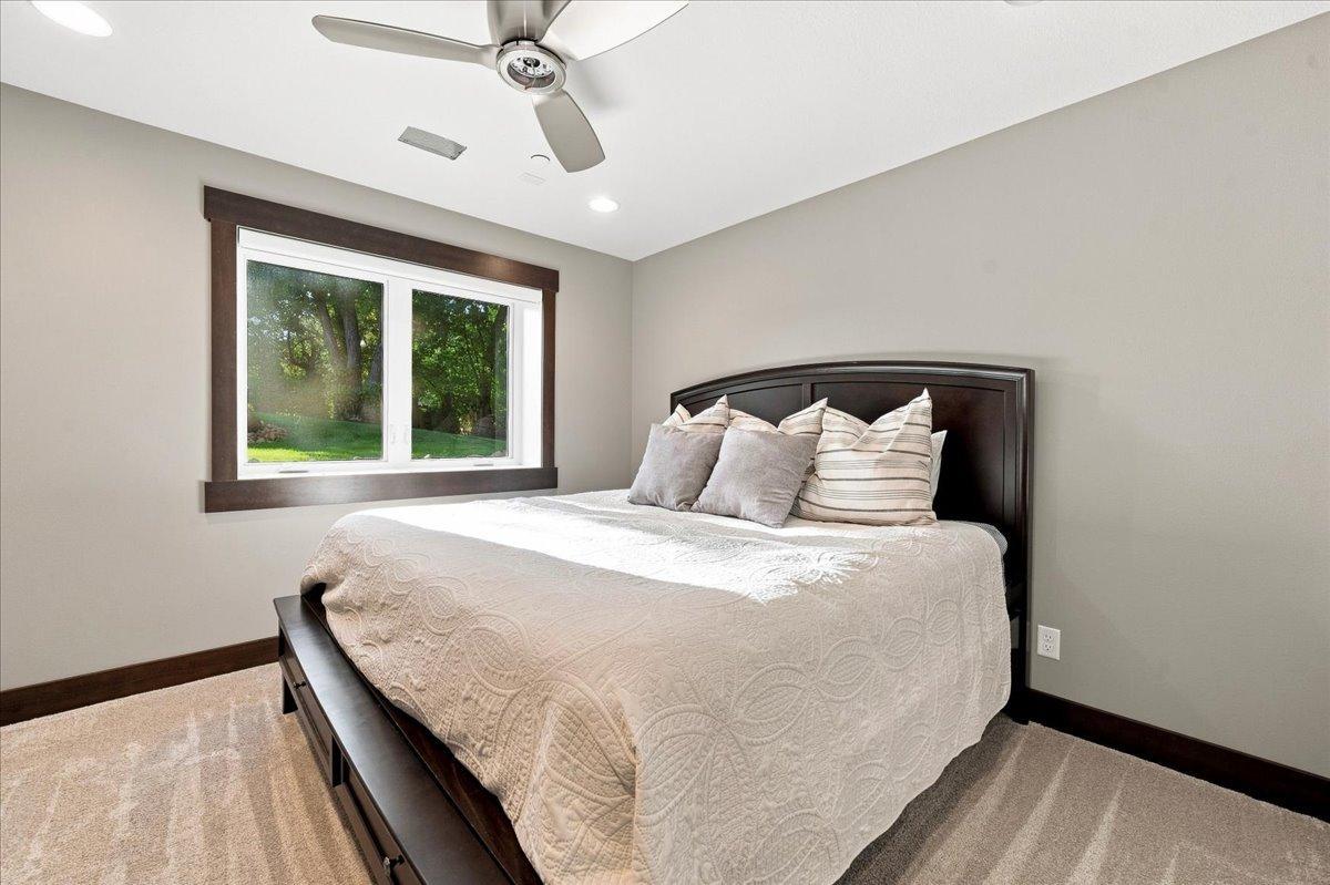 2013 single family home for sale at 1890 Ridgewood Drive NW in Alexandria, MN — 5 bed, 4 bath (photo 47 of 61)