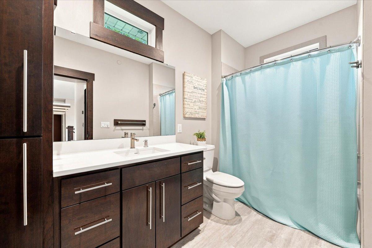 2013 single family home for sale at 1890 Ridgewood Drive NW in Alexandria, MN — 5 bed, 4 bath (photo 49 of 61)