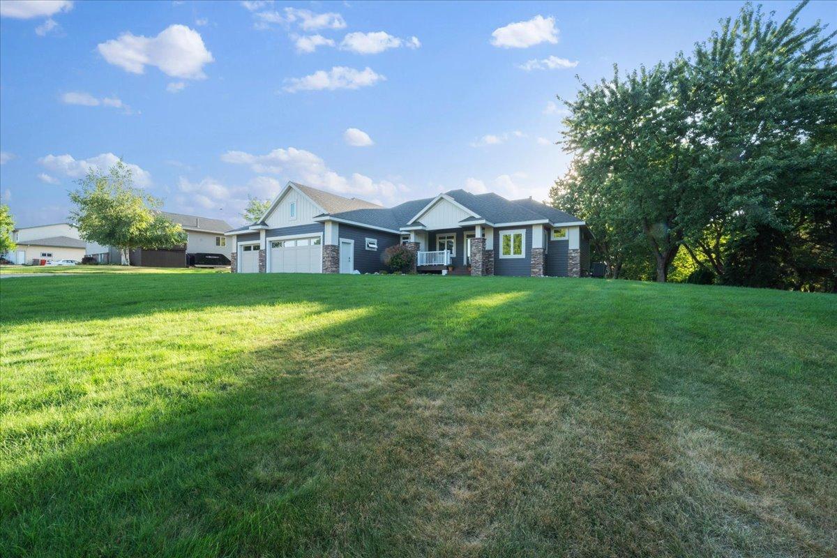 2013 single family home for sale at 1890 Ridgewood Drive NW in Alexandria, MN — 5 bed, 4 bath (photo 55 of 61)