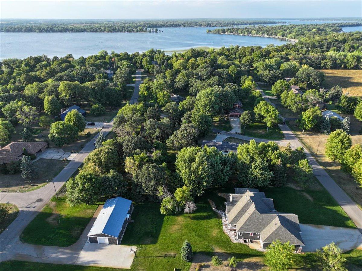 2013 single family home for sale at 1890 Ridgewood Drive NW in Alexandria, MN — 5 bed, 4 bath (photo 59 of 61)
