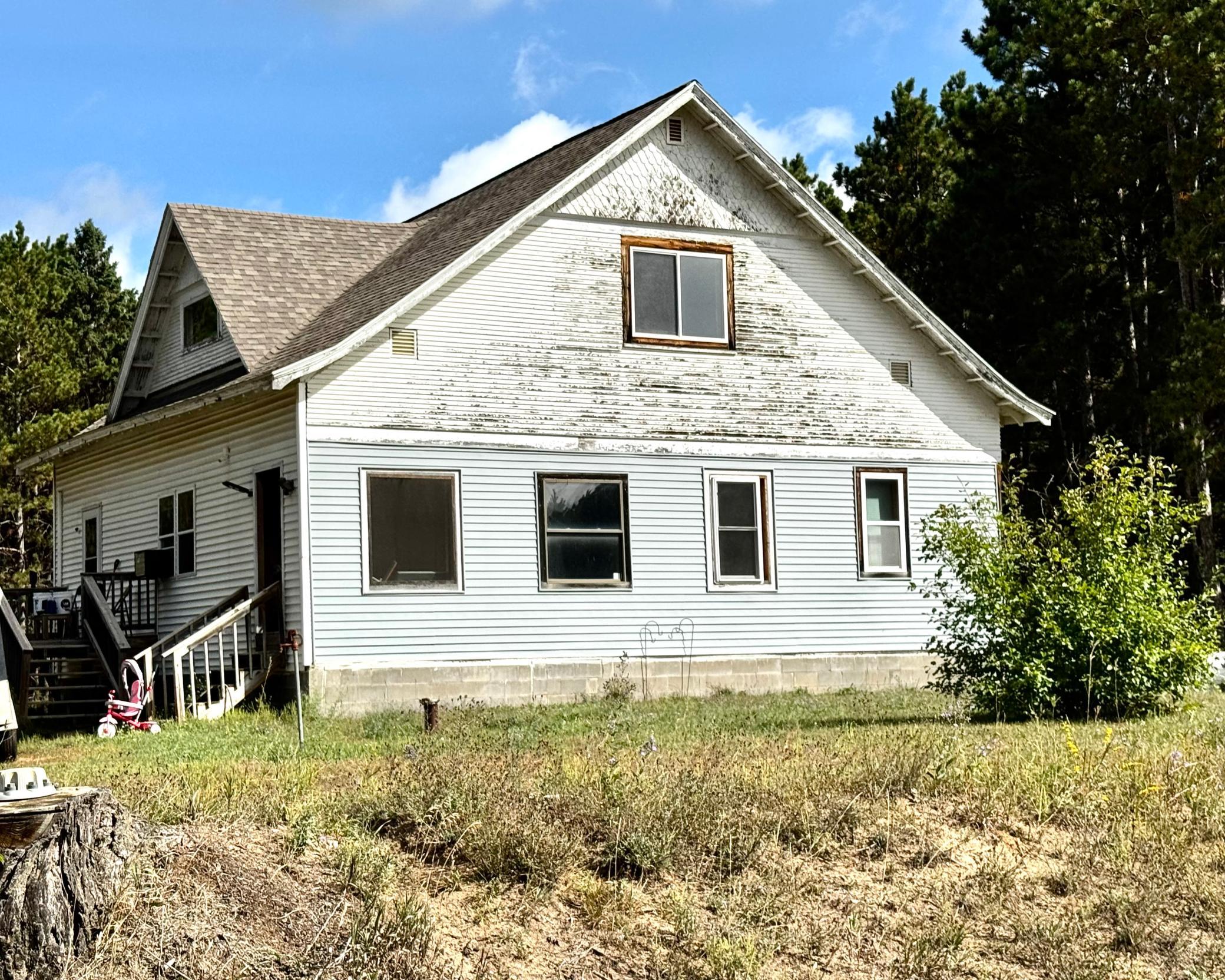 1928 single family home for sale at 12048 County 32 in Park Rapids, MN — 3 bed, 3 bath (photo 2 of 41)