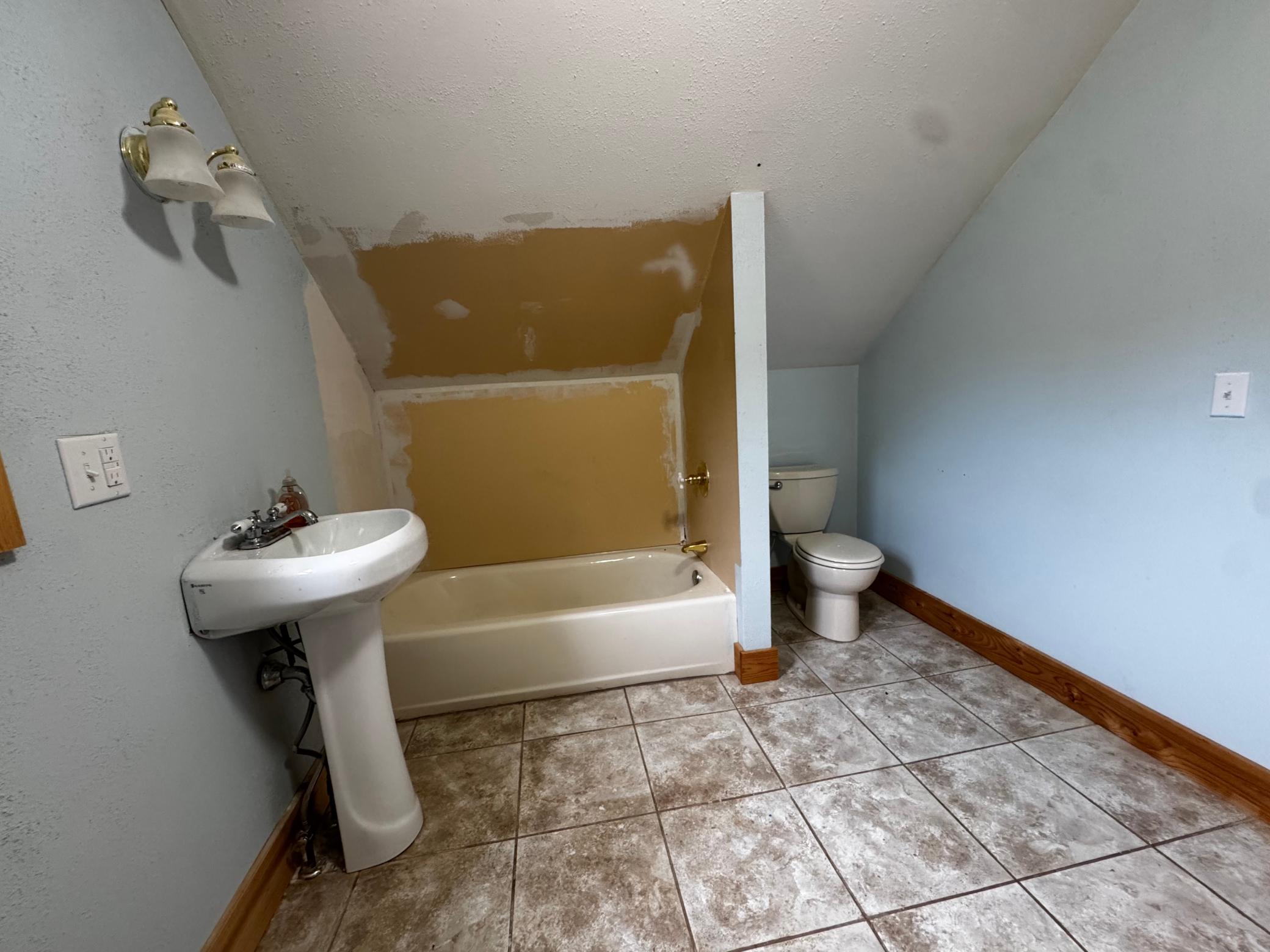 1928 single family home for sale at 12048 County 32 in Park Rapids, MN — 3 bed, 3 bath (photo 21 of 41)