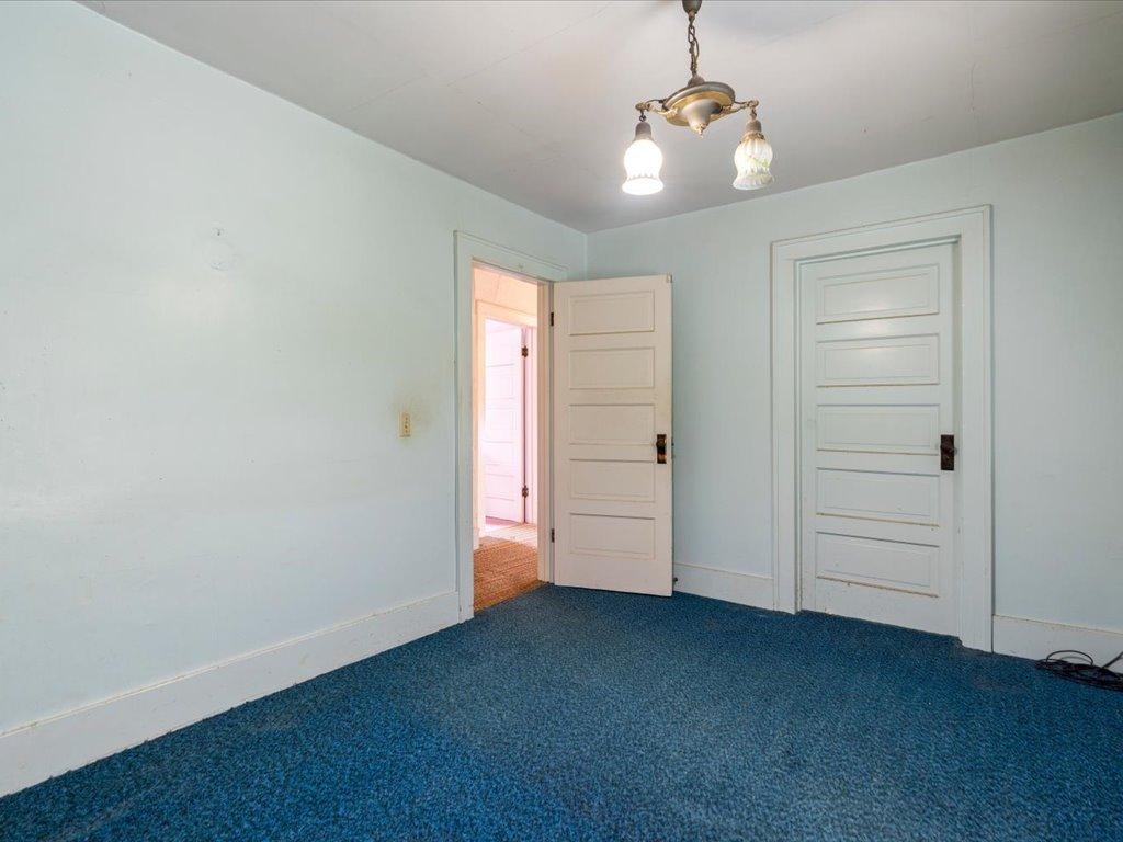 1916 single family home for sale at 824 10th Avenue NE in Brainerd, MN — 3 bed, 1 bath (photo 20 of 26)