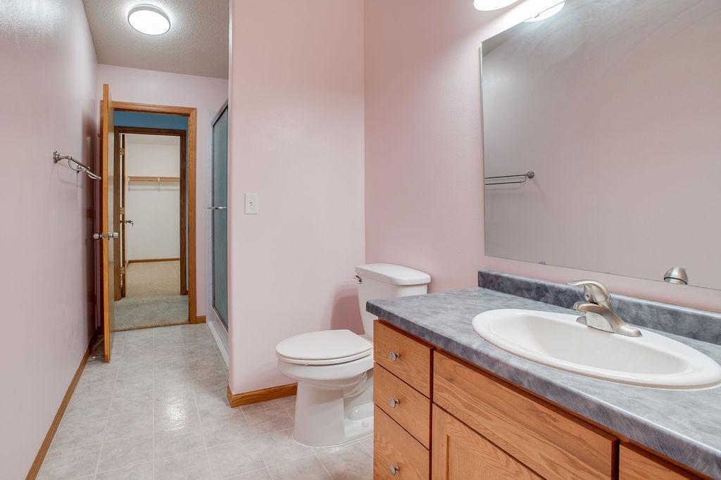 2007 twin home for sale at 4793 HARVEST Drive S in Fargo, ND — 3 bed, 2 bath (photo 21 of 35)