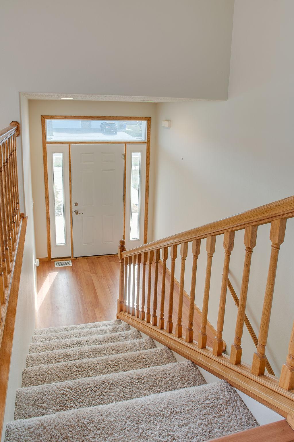 2007 twin home for sale at 4793 HARVEST Drive S in Fargo, ND — 3 bed, 2 bath (photo 4 of 35)