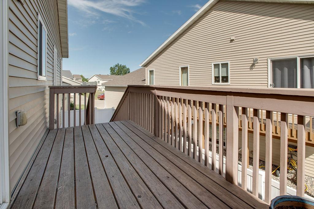 2007 twin home for sale at 4793 HARVEST Drive S in Fargo, ND — 3 bed, 2 bath (photo 33 of 35)