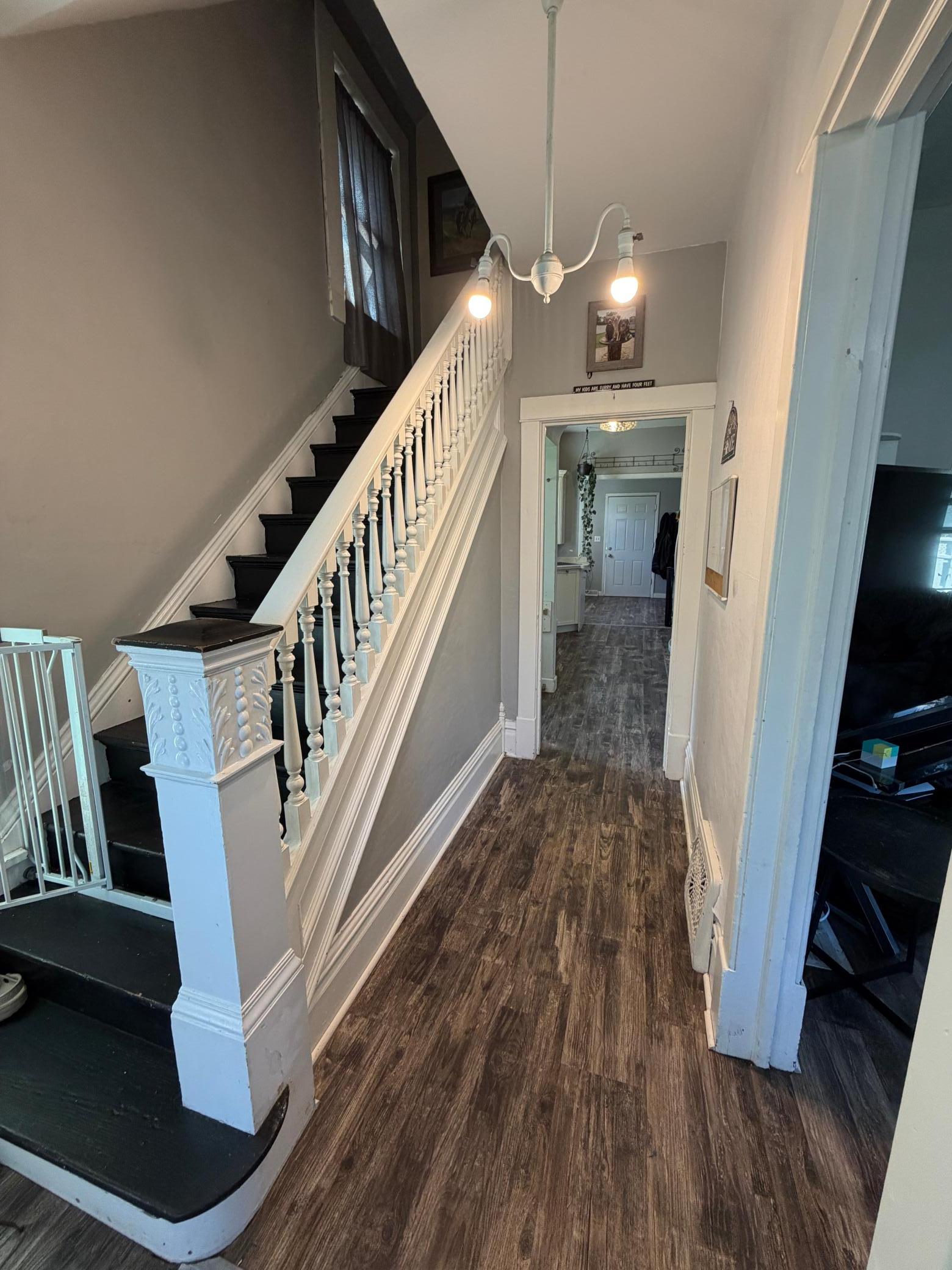 1909 single family home for sale at 308 Center Street E in Roseau, MN — 2 bed, 2 bath (photo 3 of 24)