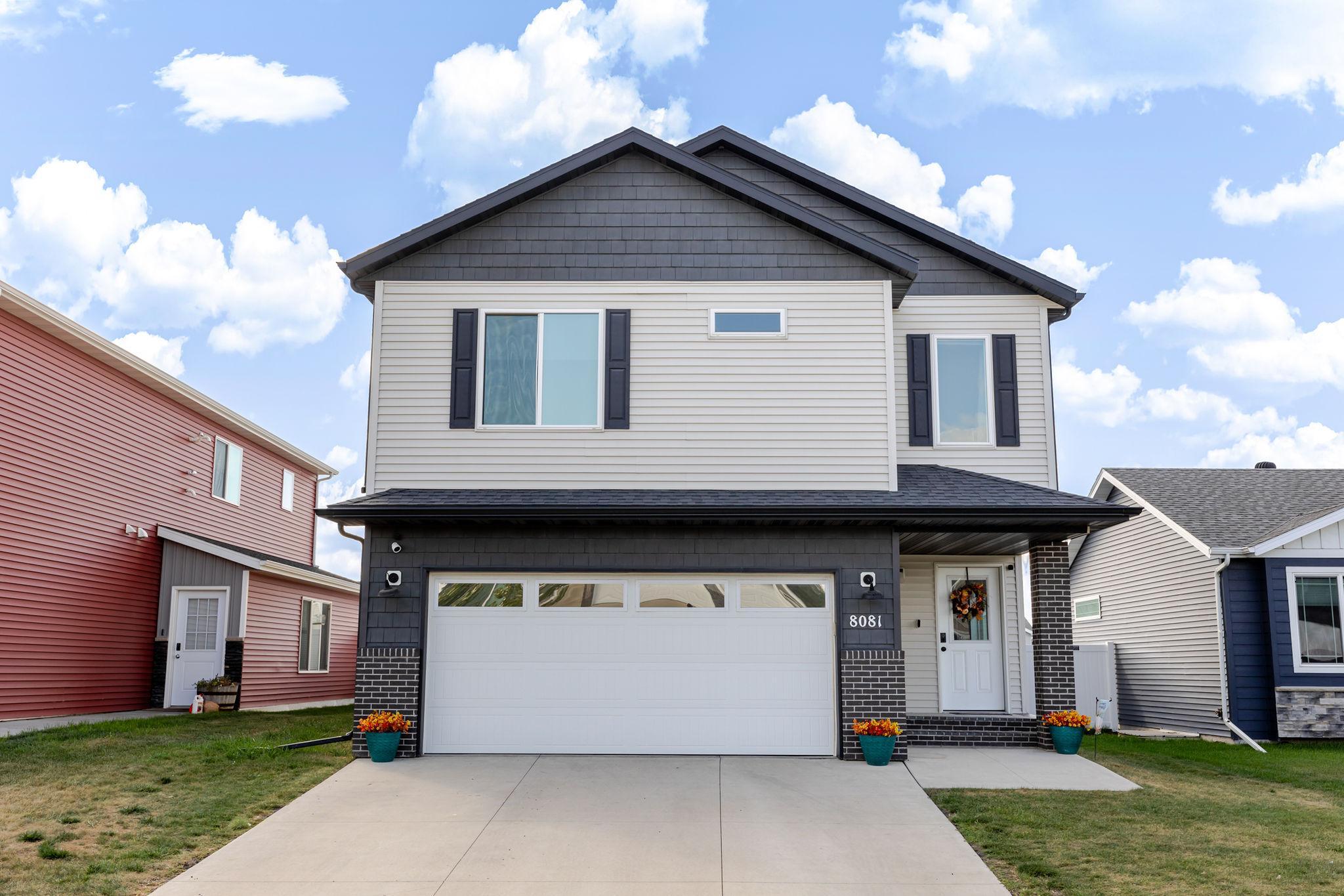 2018 single family home for sale at 8081 GOLDFINCH Drive in Horace, ND — 3 bed, 3 bath