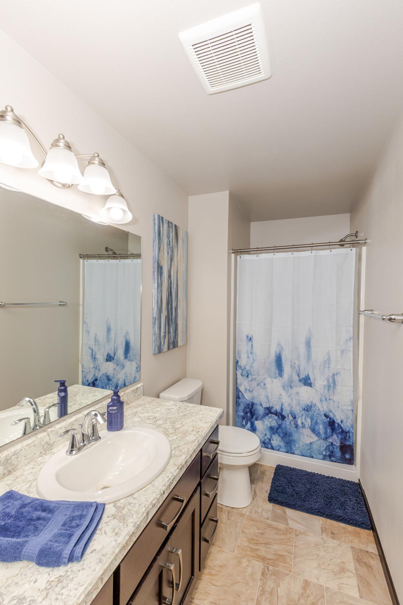 2018 single family home for sale at 8081 GOLDFINCH Drive in Horace, ND — 3 bed, 3 bath (photo 35 of 52)
