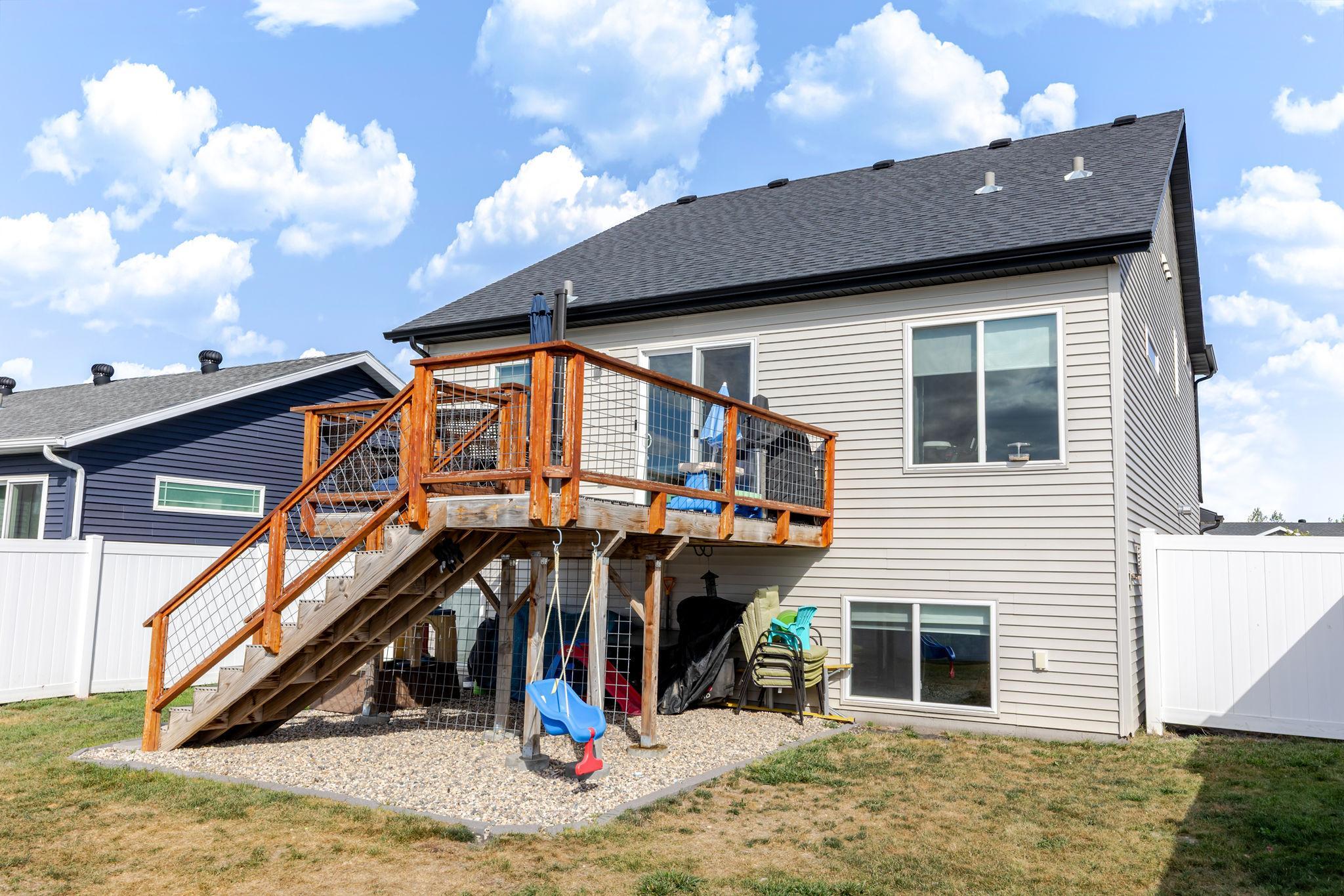 2018 single family home for sale at 8081 GOLDFINCH Drive in Horace, ND — 3 bed, 3 bath (photo 48 of 52)