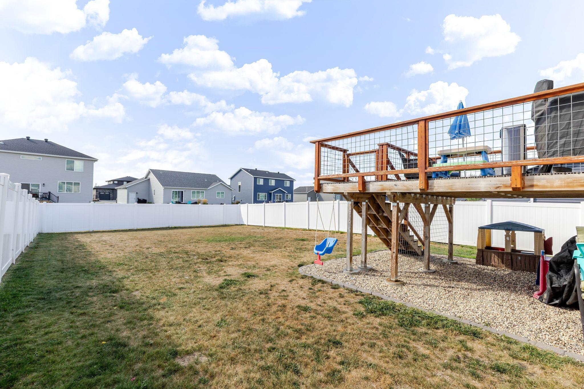 2018 single family home for sale at 8081 GOLDFINCH Drive in Horace, ND — 3 bed, 3 bath (photo 49 of 52)