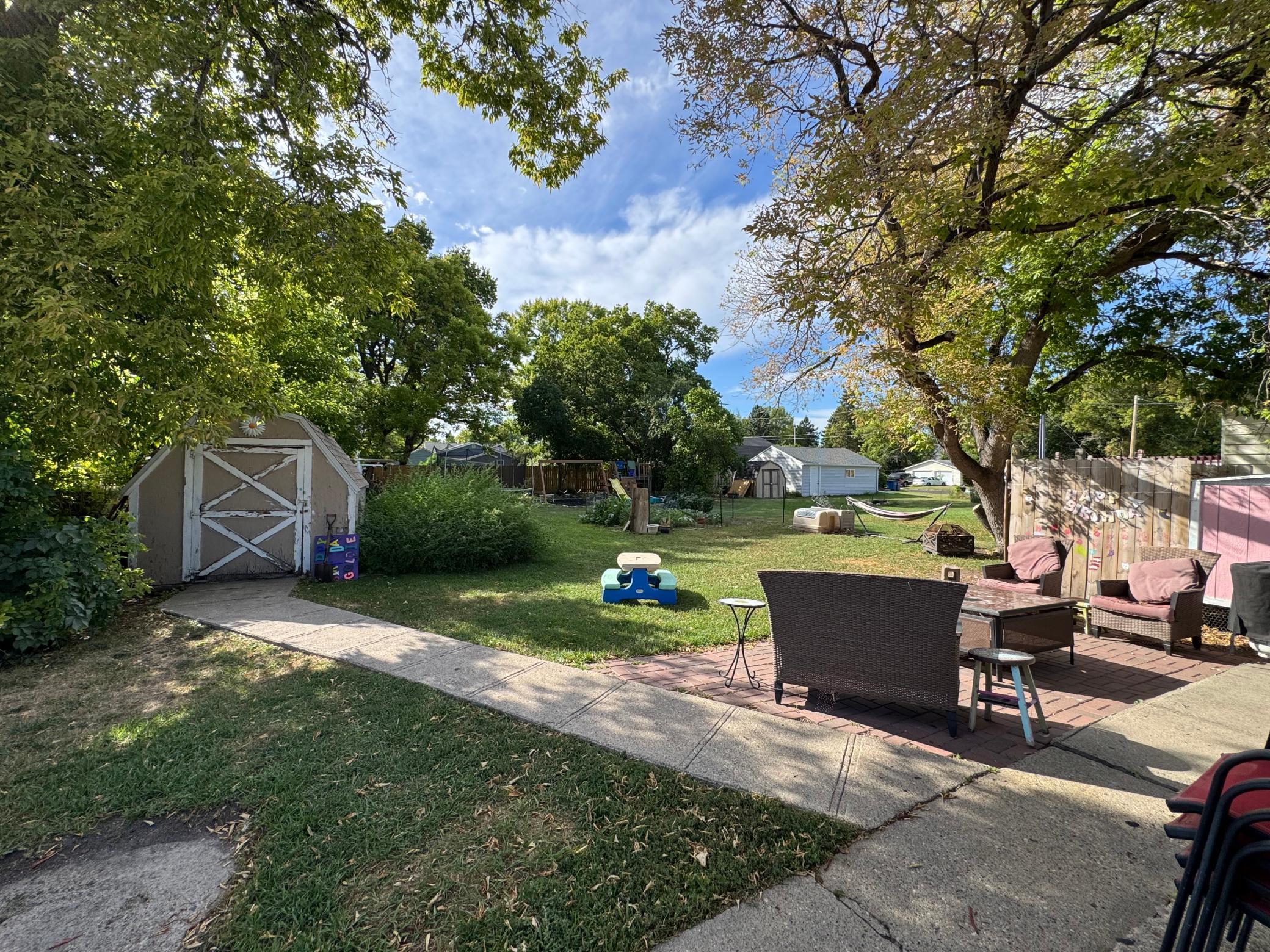 1900 single family home for sale at 219 16th Street N in Moorhead, MN — 3 bed, 1 bath (photo 18 of 24)