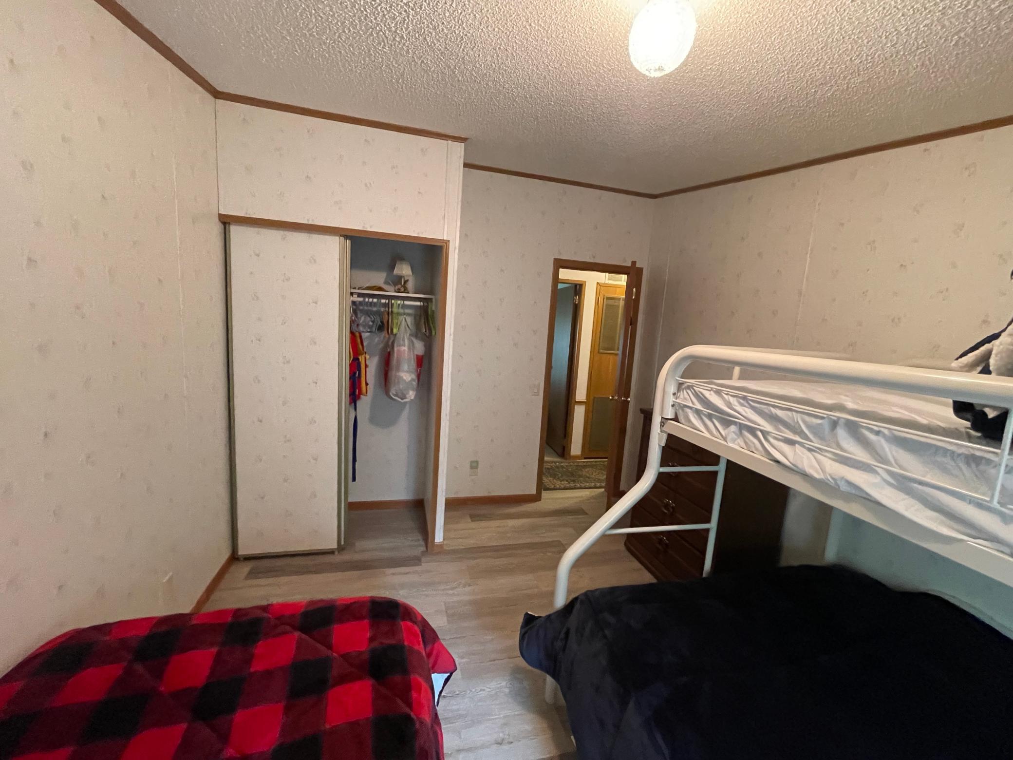 1996 single family home for sale at 29453 Timberwolf Road NE in Pennington, MN — 3 bed, 2 bath (photo 29 of 37)