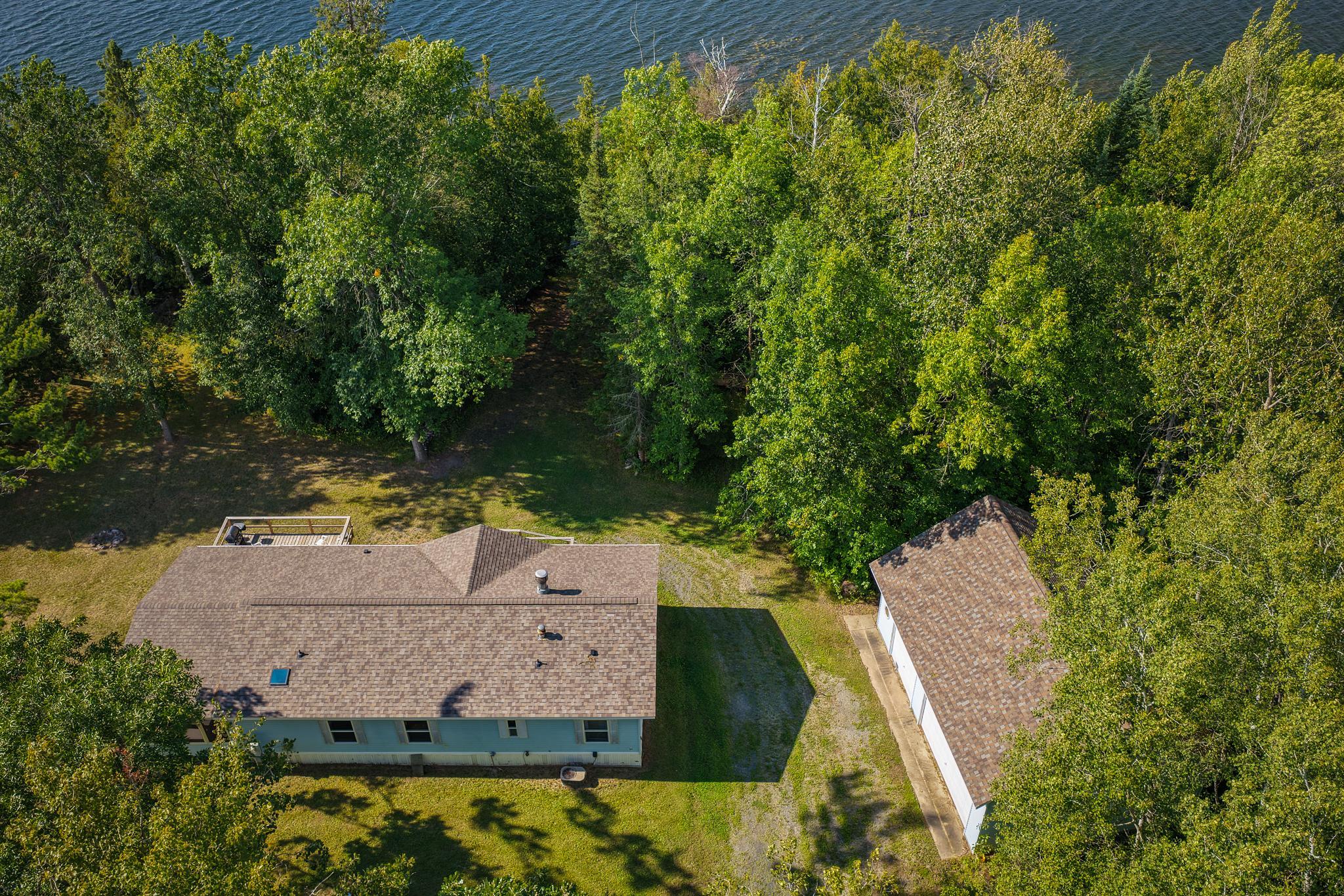 1996 single family home for sale at 29453 Timberwolf Road NE in Pennington, MN — 3 bed, 2 bath (photo 4 of 37)