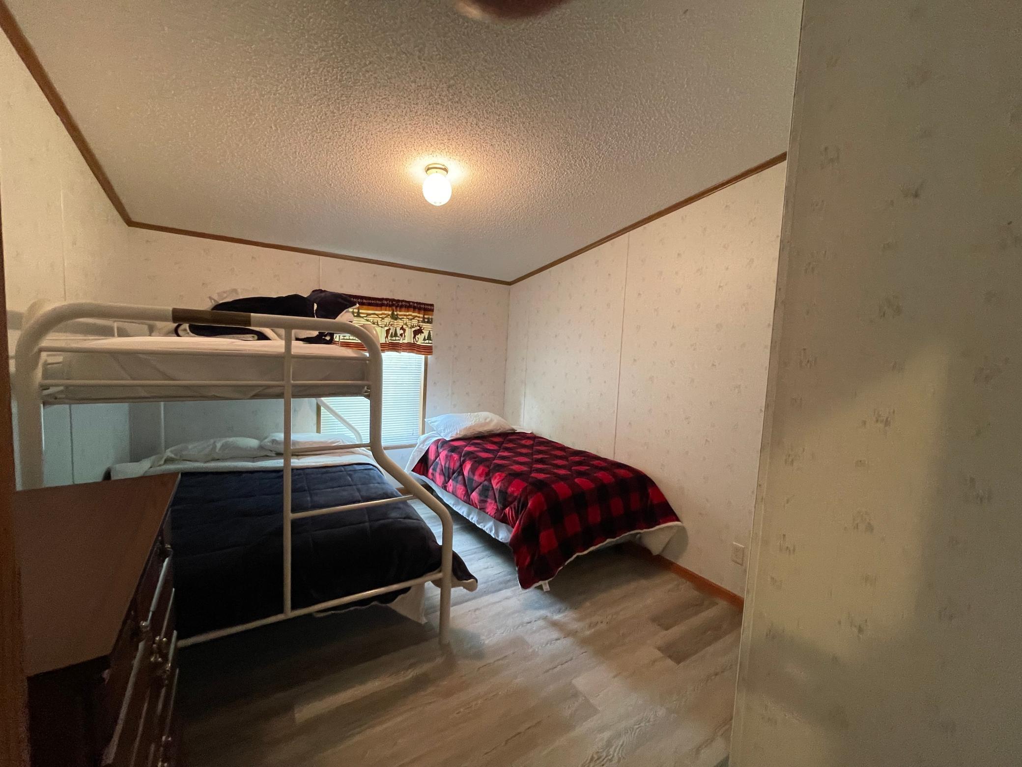 1996 single family home for sale at 29453 Timberwolf Road NE in Pennington, MN — 3 bed, 2 bath (photo 31 of 37)
