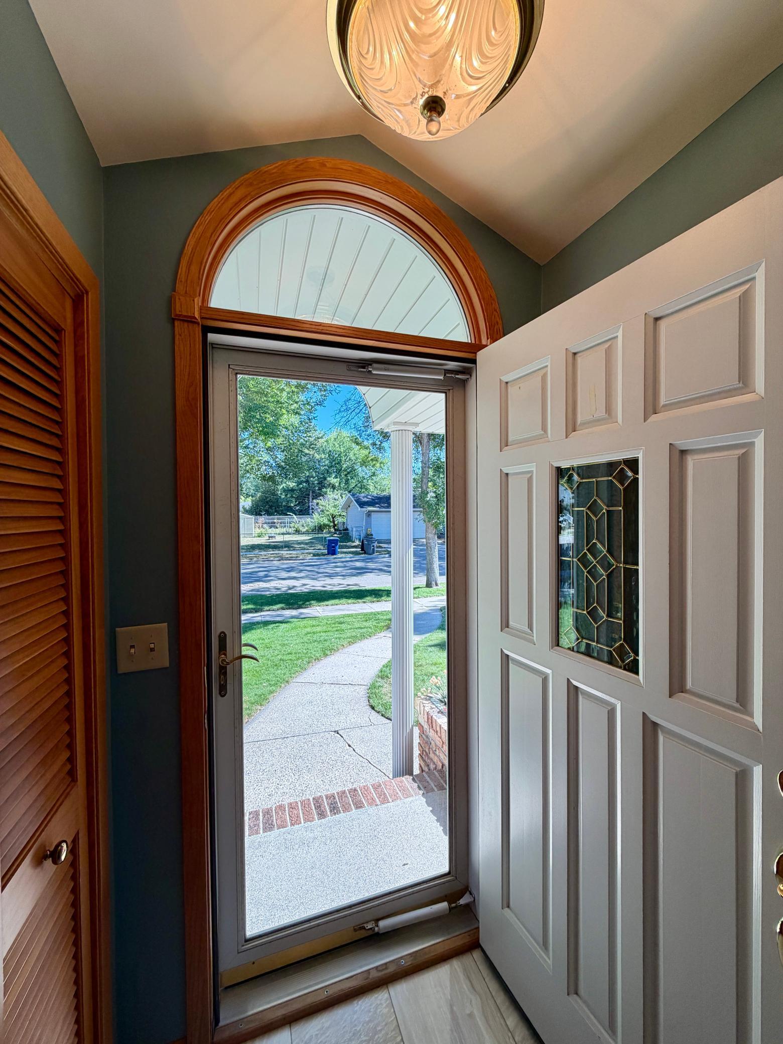 1957 single family home for sale at 1117 1st Street S in Moorhead, MN — 3 bed, 2 bath (photo 2 of 20)