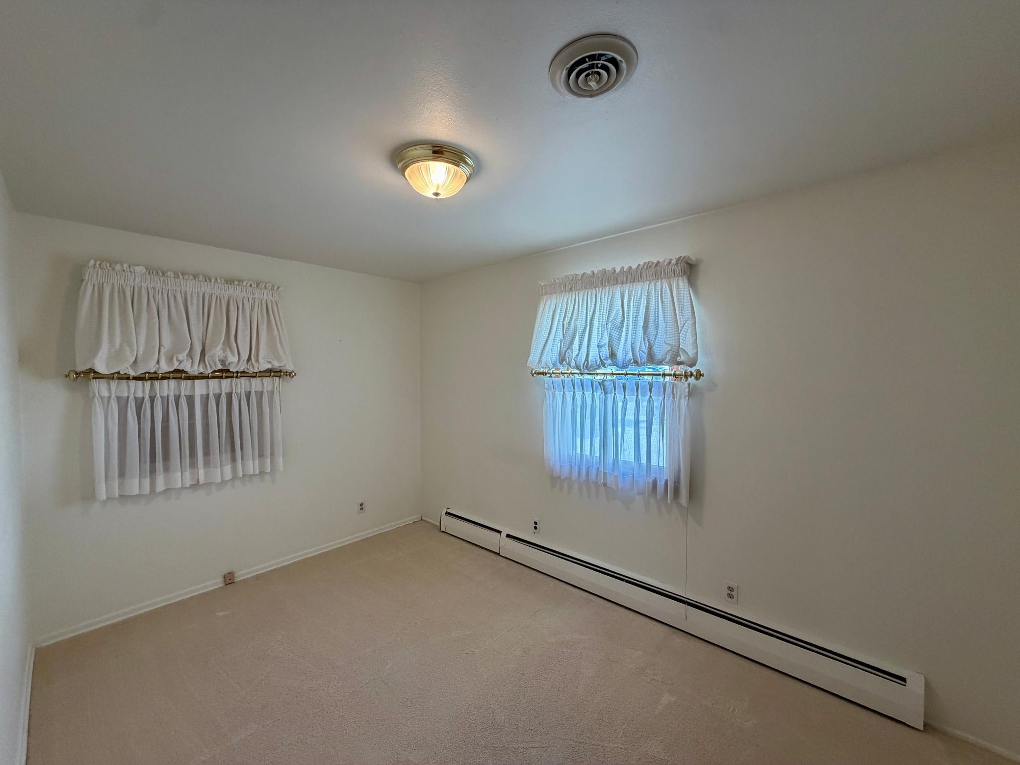 1957 single family home for sale at 1117 1st Street S in Moorhead, MN — 3 bed, 2 bath (photo 11 of 20)