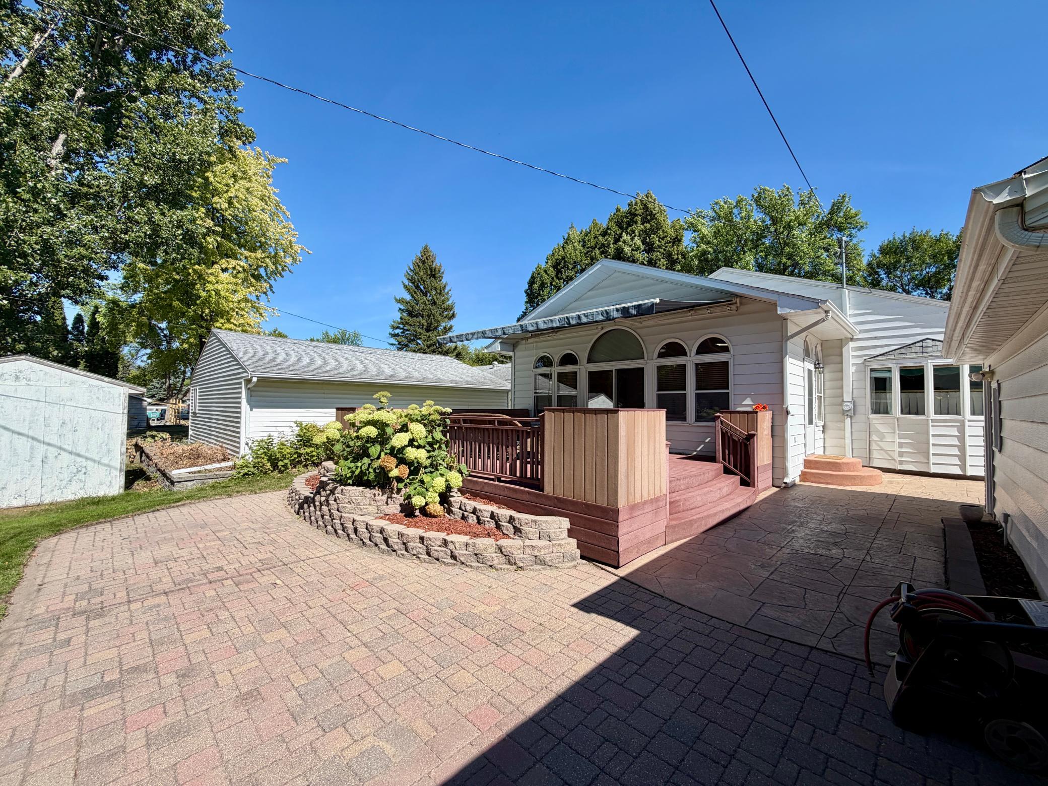 1957 single family home for sale at 1117 1st Street S in Moorhead, MN — 3 bed, 2 bath (photo 19 of 20)