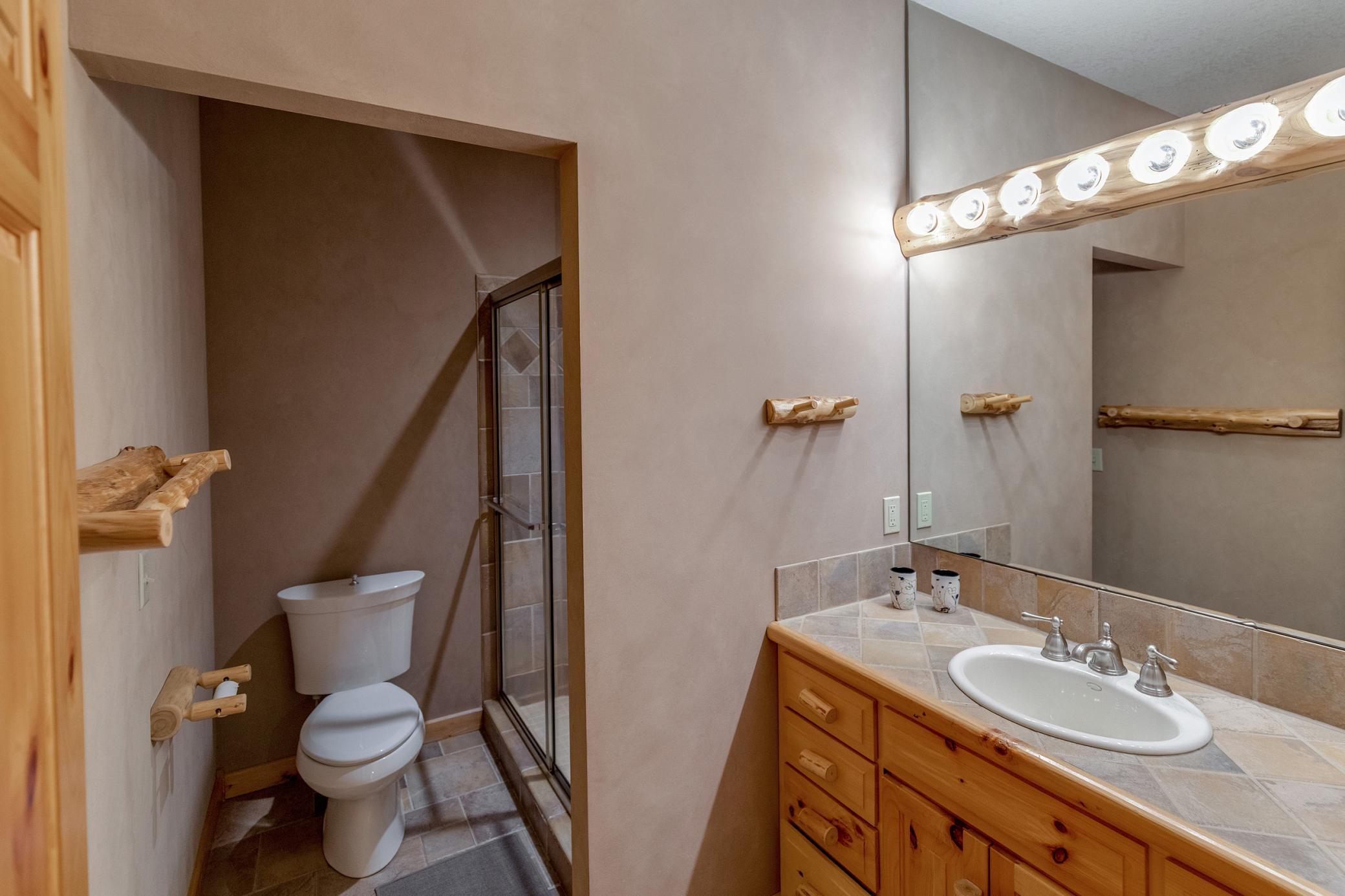 2002 single family home for sale at 12402 ABC Drive in Crosslake, MN — 4 bed, 3 bath (photo 23 of 69)