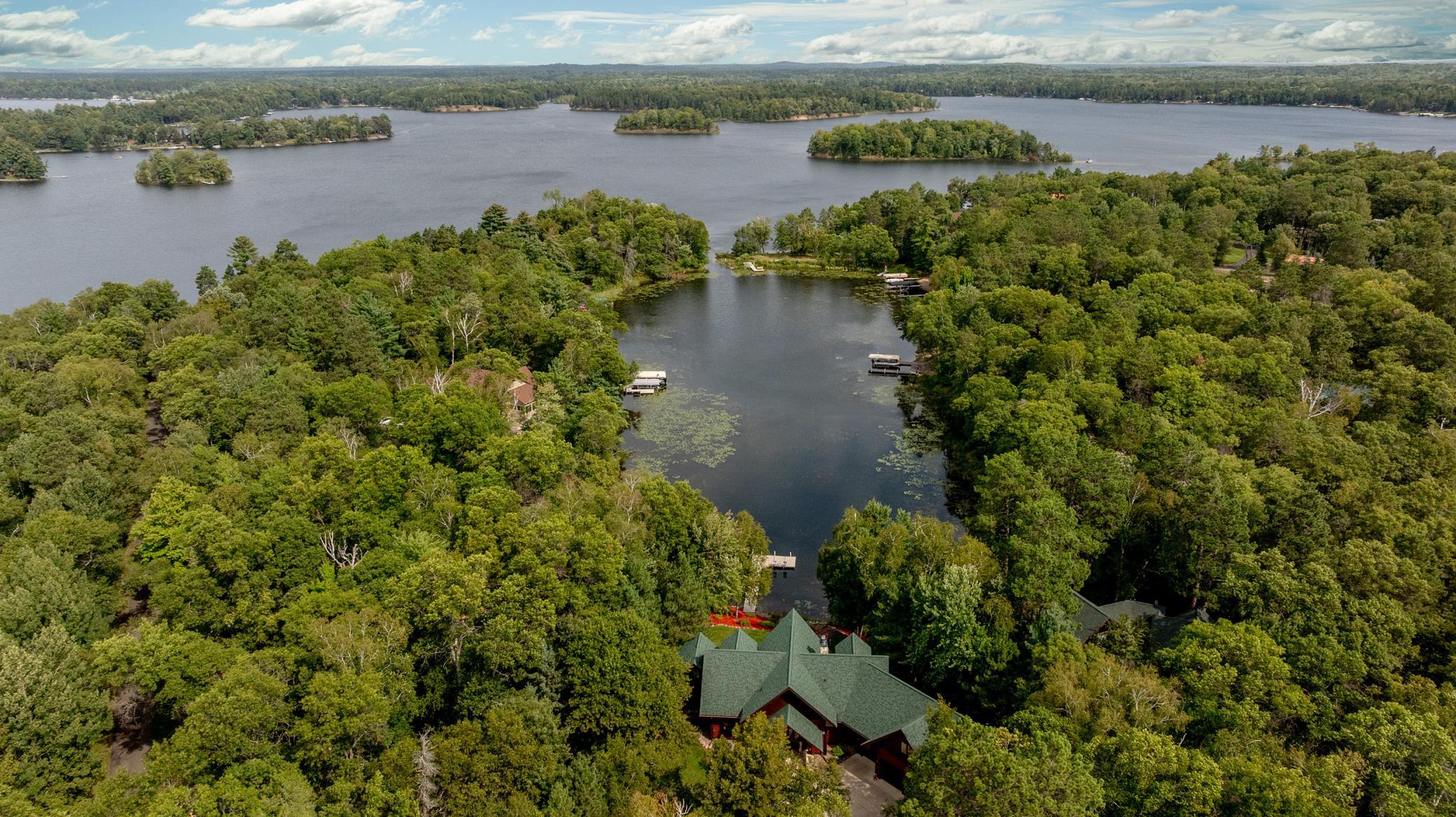 2002 single family home for sale at 12402 ABC Drive in Crosslake, MN — 4 bed, 3 bath (photo 4 of 69)
