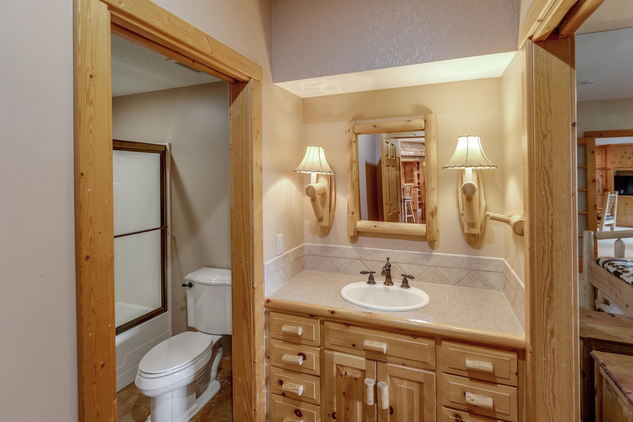 2002 single family home for sale at 12402 ABC Drive in Crosslake, MN — 4 bed, 3 bath (photo 53 of 69)