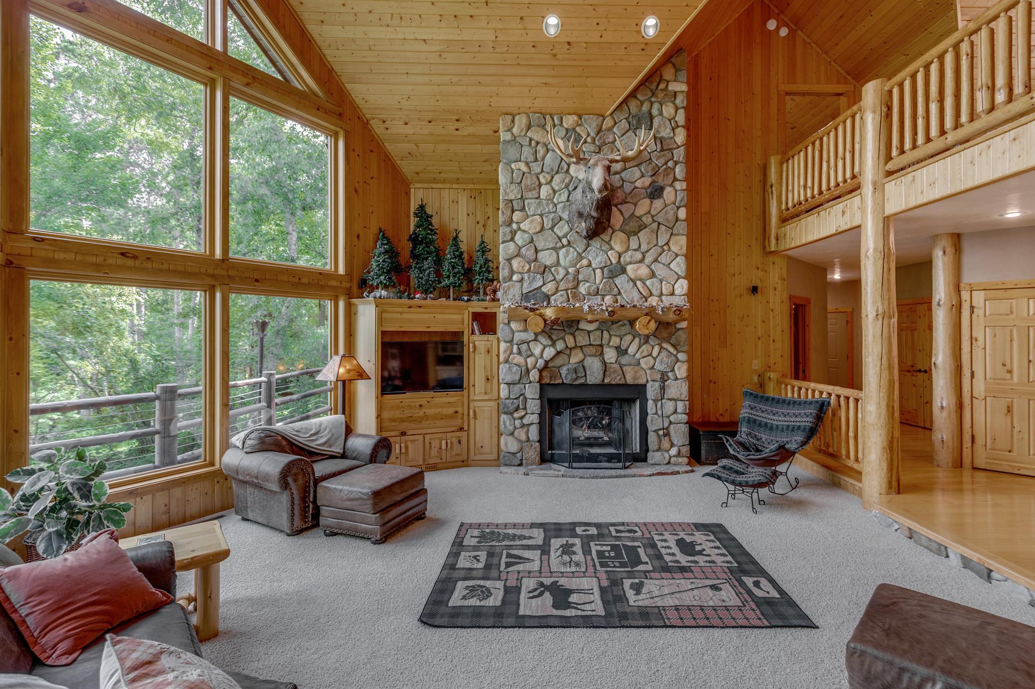 2002 single family home for sale at 12402 ABC Drive in Crosslake, MN — 4 bed, 3 bath (photo 8 of 69)