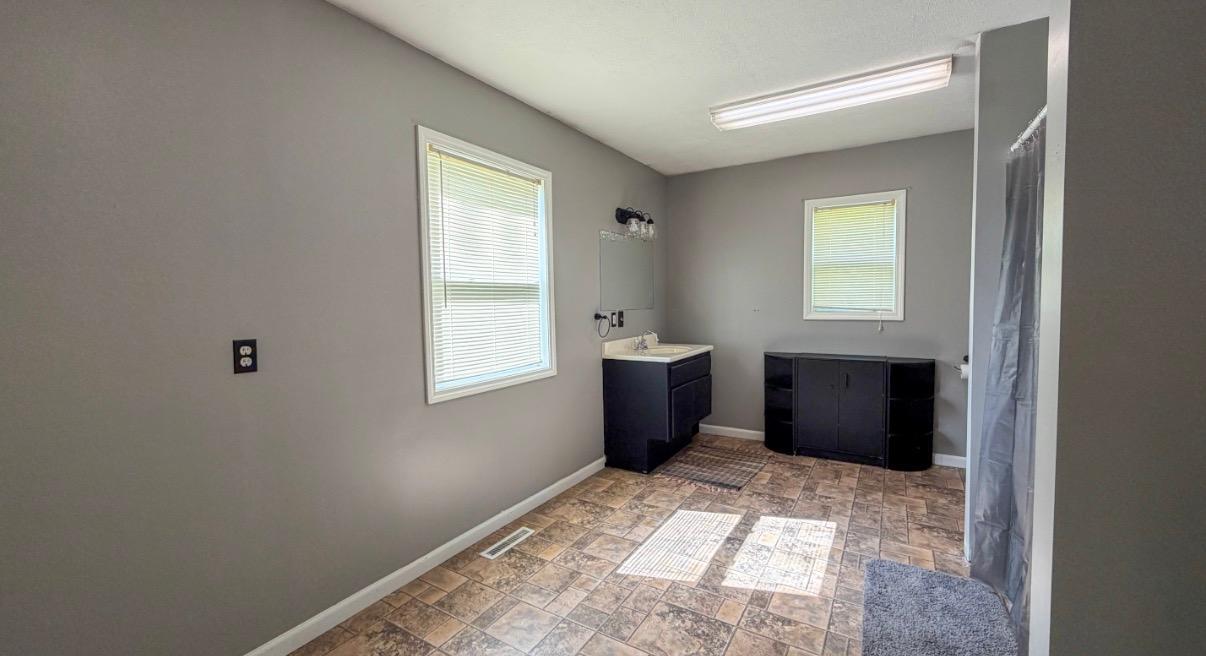 1930 single family home for sale at 356 Oak Street in Gonvick, MN — 3 bed, 2 bath (photo 16 of 24)