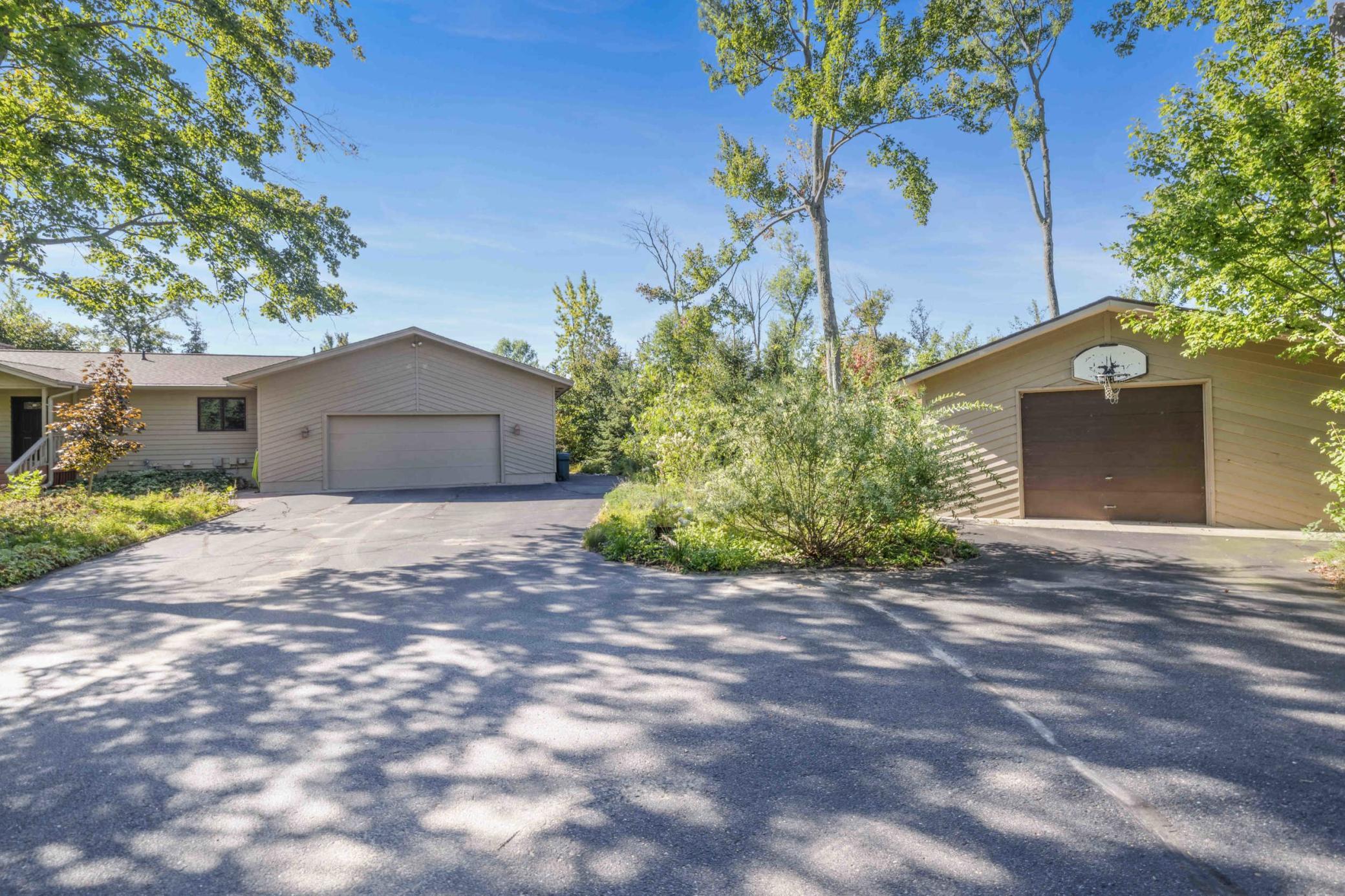 1990 single family home for sale at 4451 See Gull Cove in Brainerd, MN — 3 bed, 2 bath (photo 27 of 54)