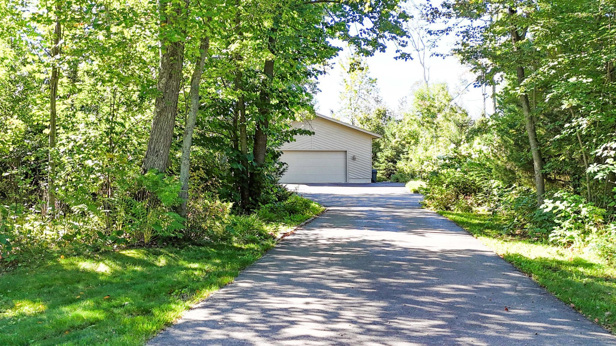 1990 single family home for sale at 4451 See Gull Cove in Brainerd, MN — 3 bed, 2 bath (photo 28 of 54)
