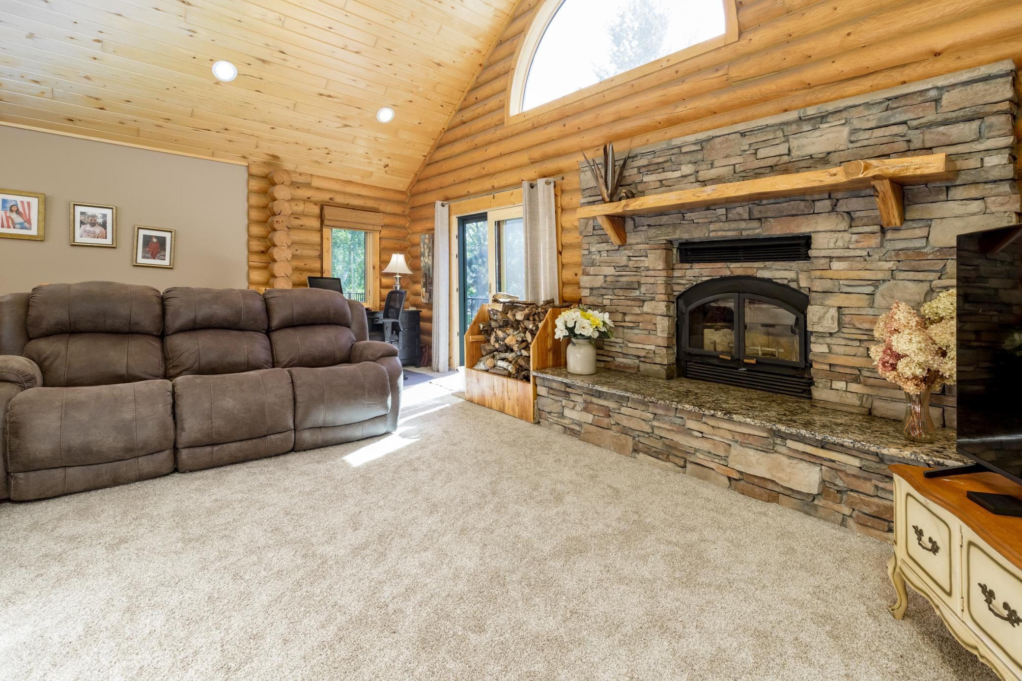2003 single family home for sale at 4163 County Road 29 in Nisswa, MN — 5 bed, 3 bath (photo 6 of 37)