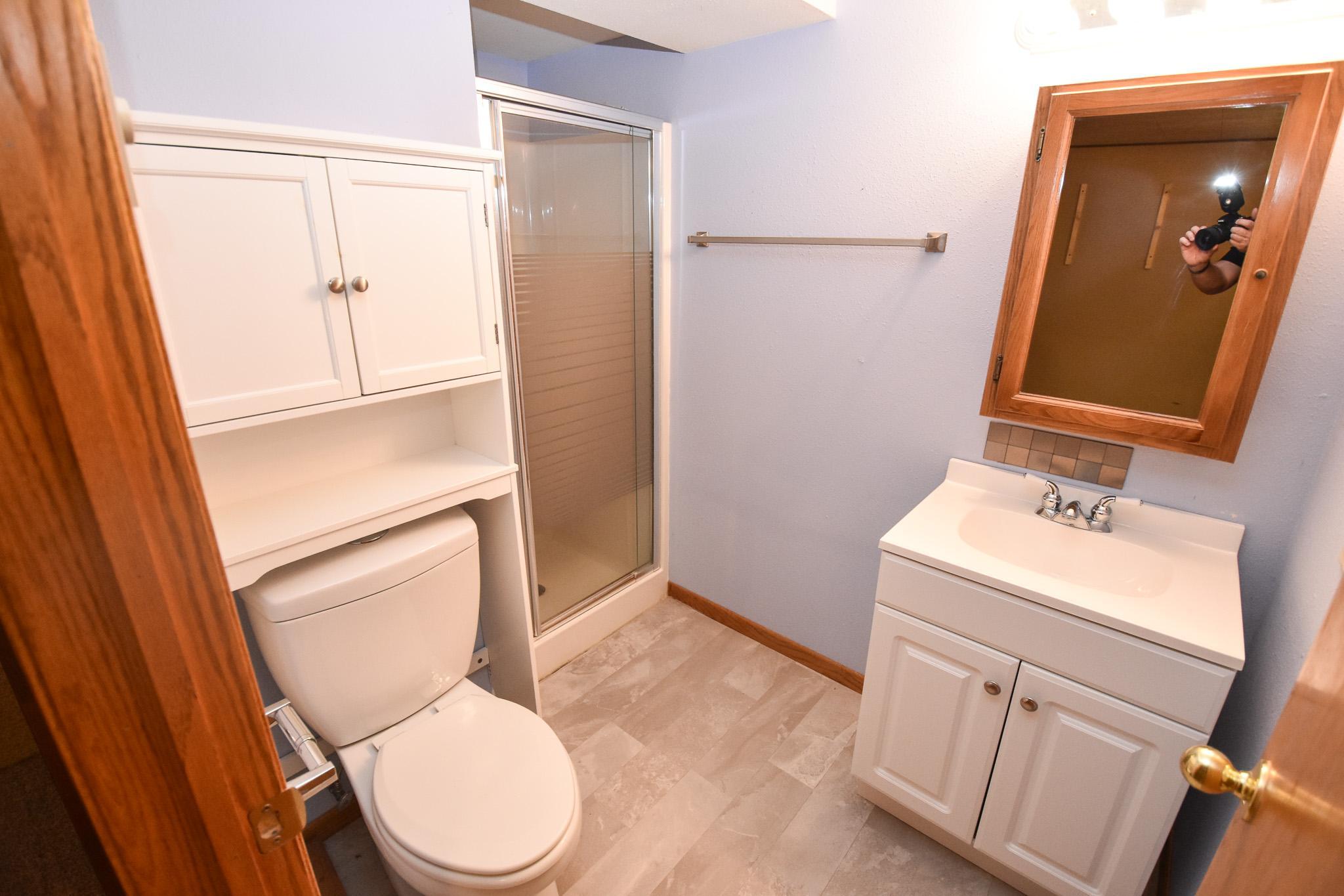 1977 condo for sale at 321 12 1/2 Avenue E in West Fargo, ND — 2 bed, 3 bath (photo 19 of 26)