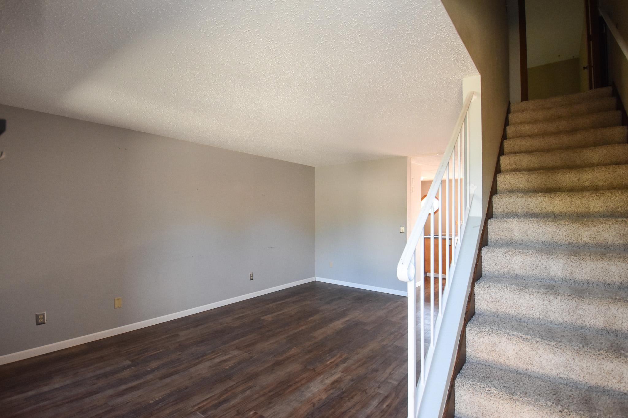 1977 condo for sale at 321 12 1/2 Avenue E in West Fargo, ND — 2 bed, 3 bath (photo 3 of 26)