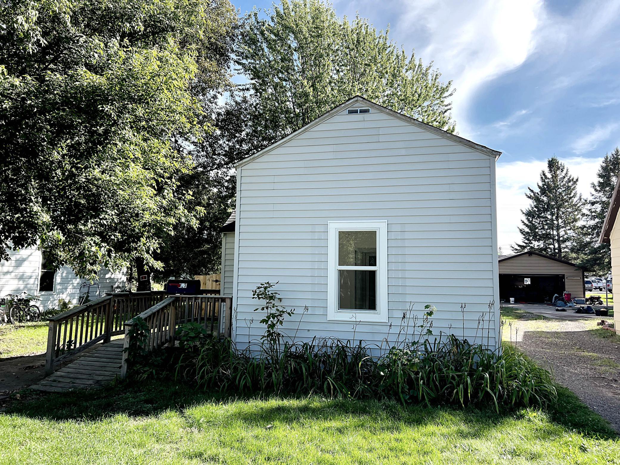 1947 single family home for sale at 123 3rd Street NE in Aitkin, MN — 2 bed, 1 bath (photo 24 of 30)
