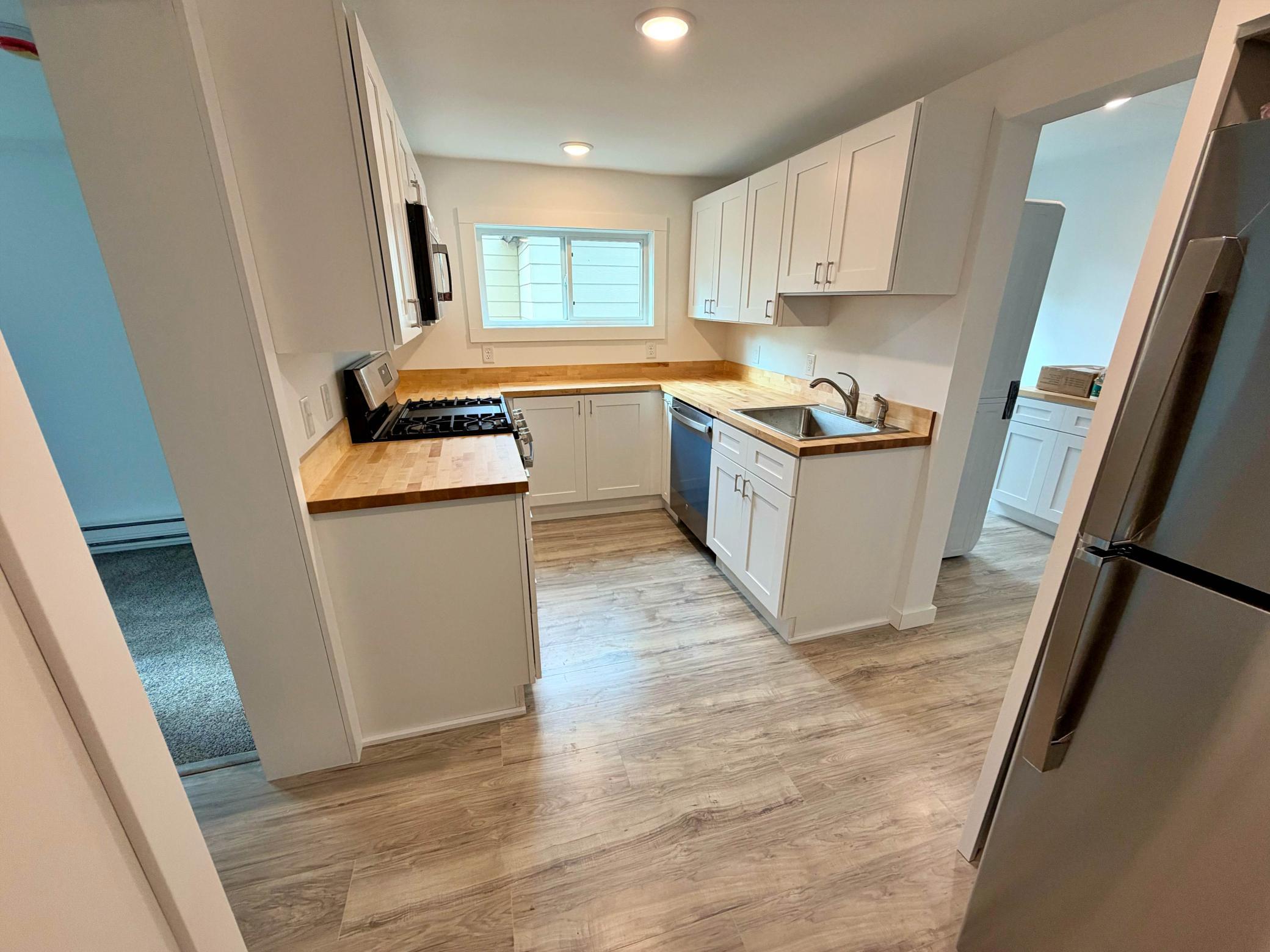 1947 single family home for sale at 123 3rd Street NE in Aitkin, MN — 2 bed, 1 bath (photo 4 of 30)