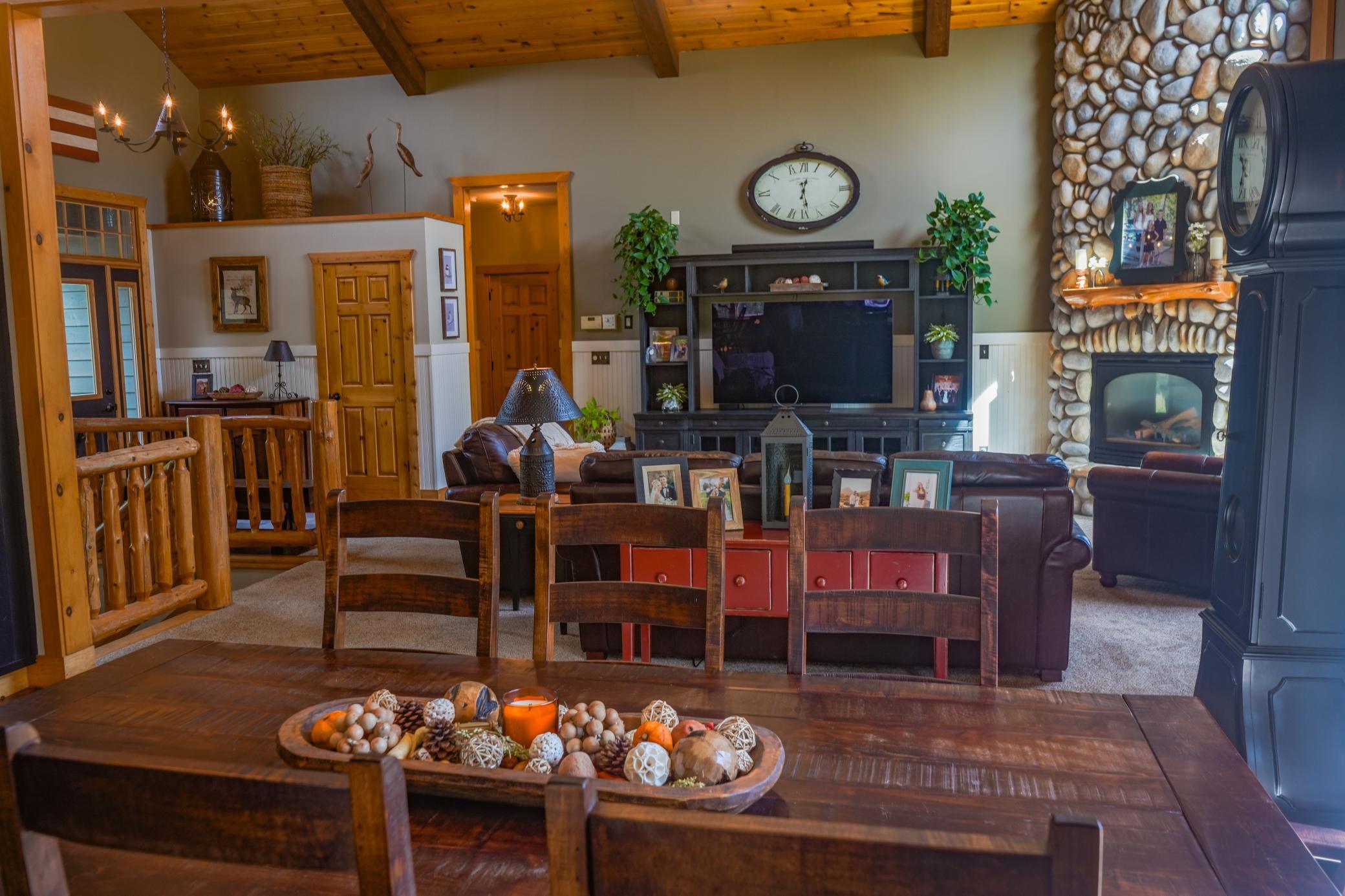 2002 single family home for sale at 30718 Rice Creek Drive in Breezy Point, MN — 5 bed, 3 bath (photo 6 of 24)