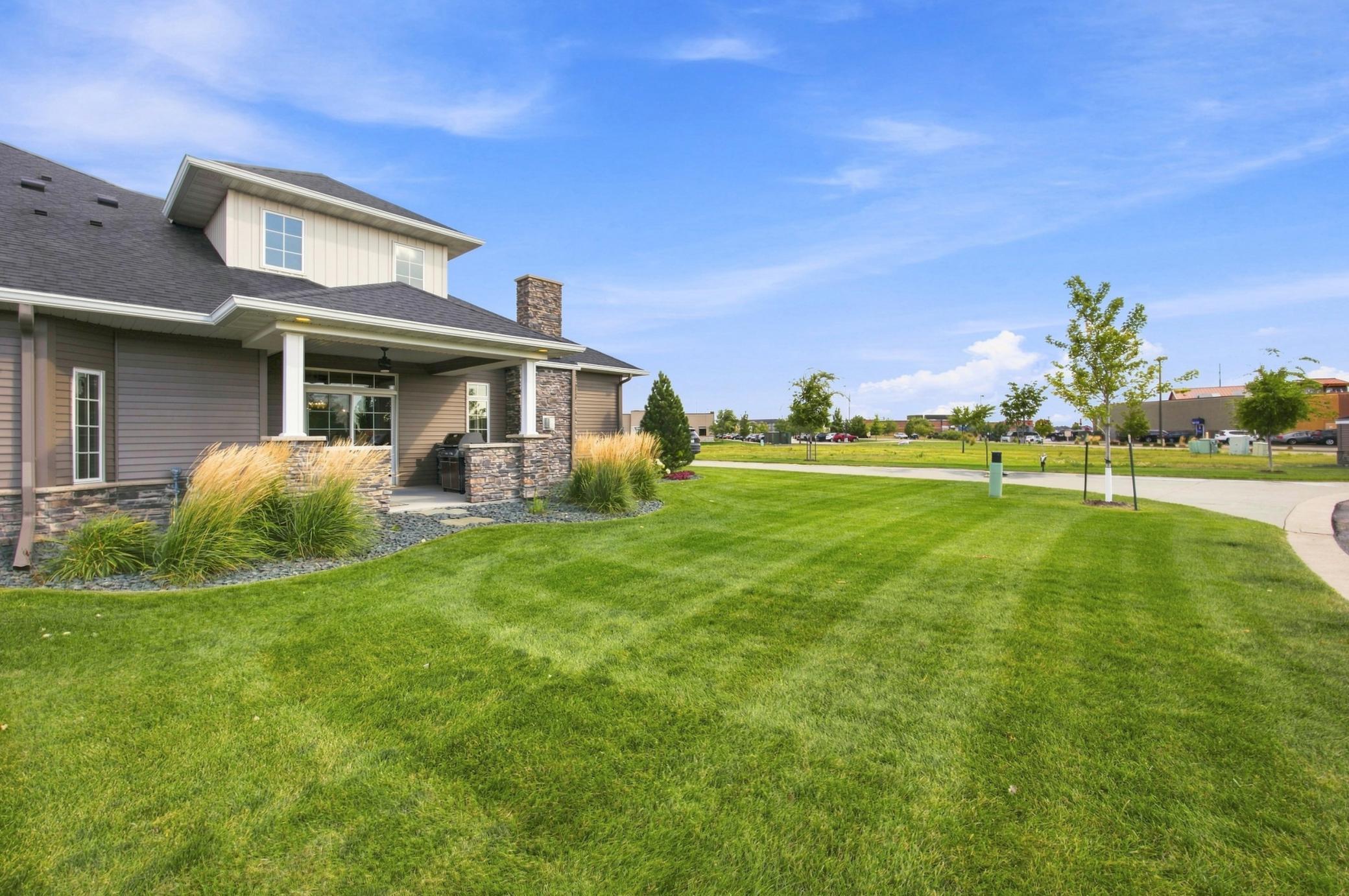 2016 townhouse for sale at 5074 Prosperity Way S in Fargo, ND — 3 bed, 3 bath (photo 29 of 39)