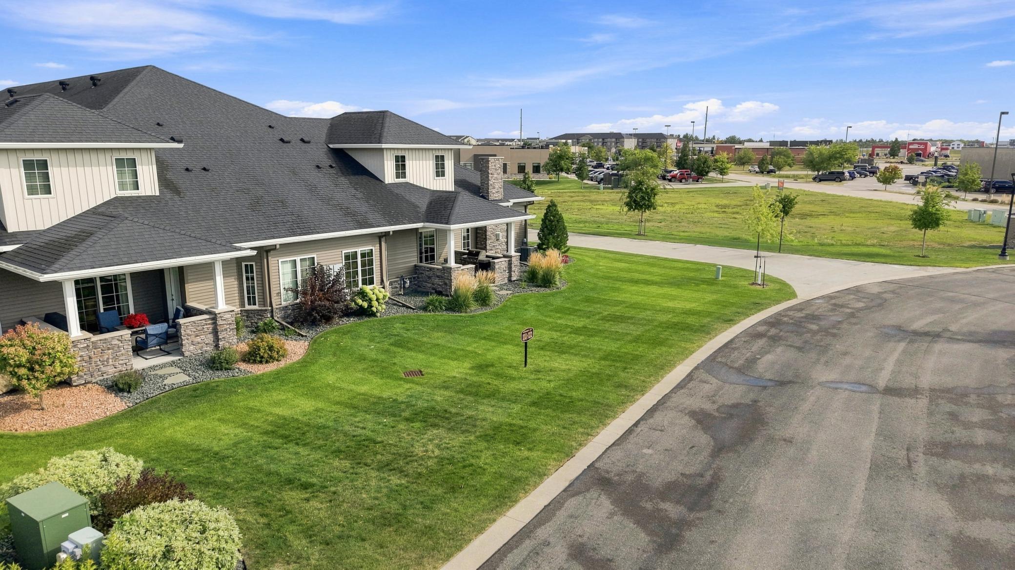 2016 townhouse for sale at 5074 Prosperity Way S in Fargo, ND — 3 bed, 3 bath (photo 31 of 39)