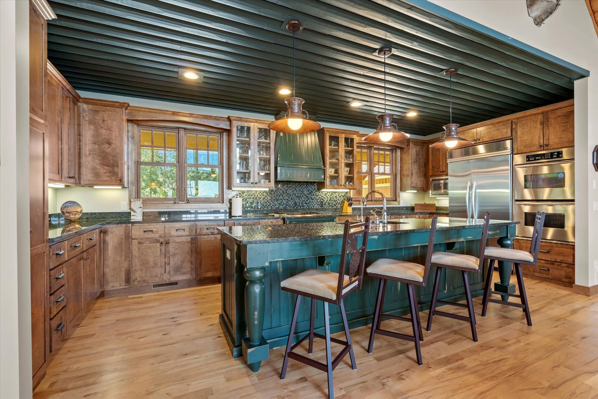 2001 single family home for sale at 38042 Donaldson Point in Pine River, MN — 5 bed, 5 bath (photo 14 of 56)