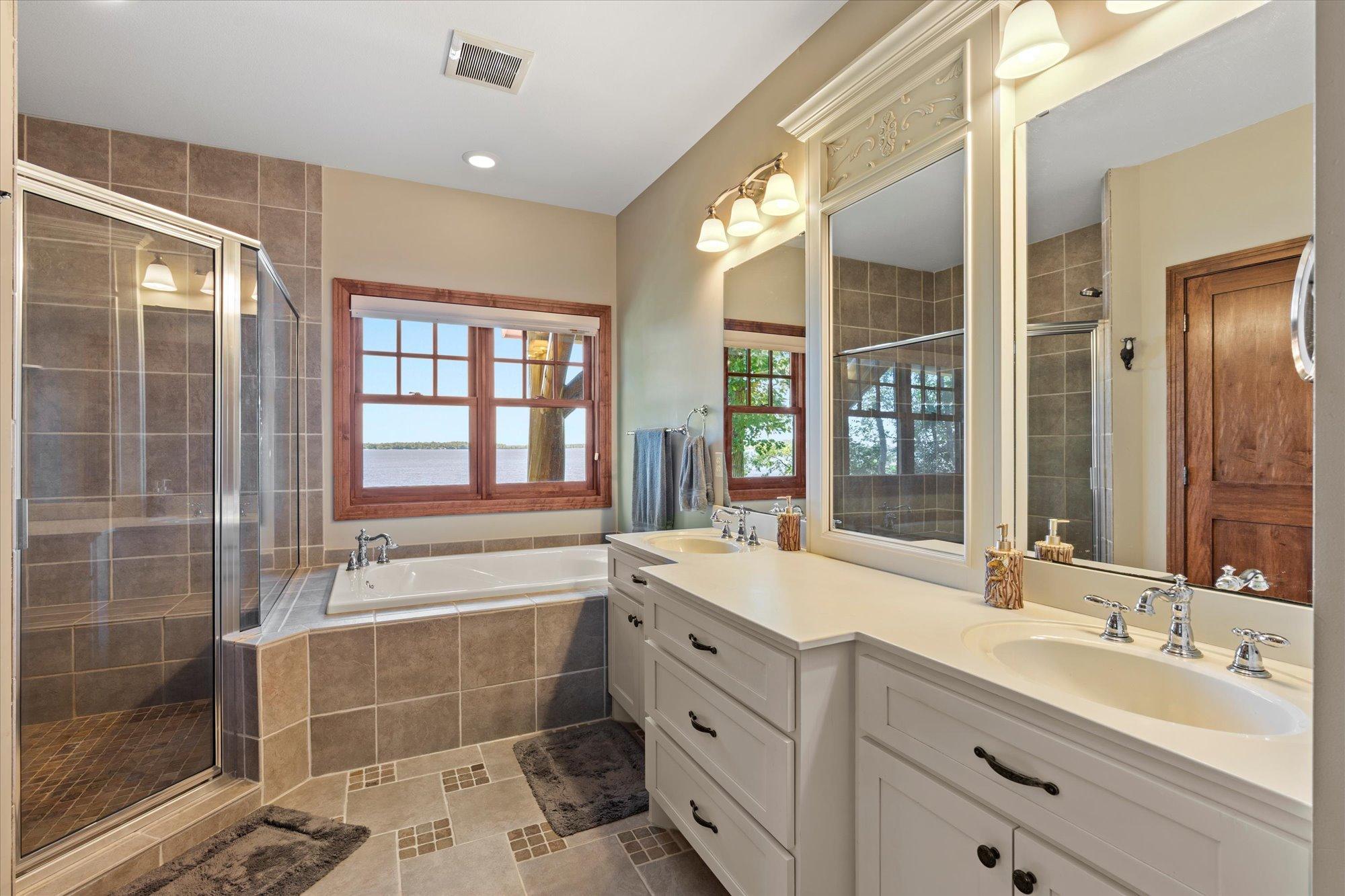 2001 single family home for sale at 38042 Donaldson Point in Pine River, MN — 5 bed, 5 bath (photo 25 of 56)