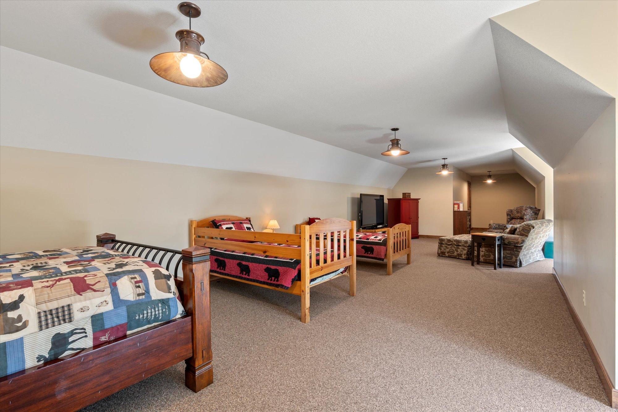 2001 single family home for sale at 38042 Donaldson Point in Pine River, MN — 5 bed, 5 bath (photo 41 of 56)