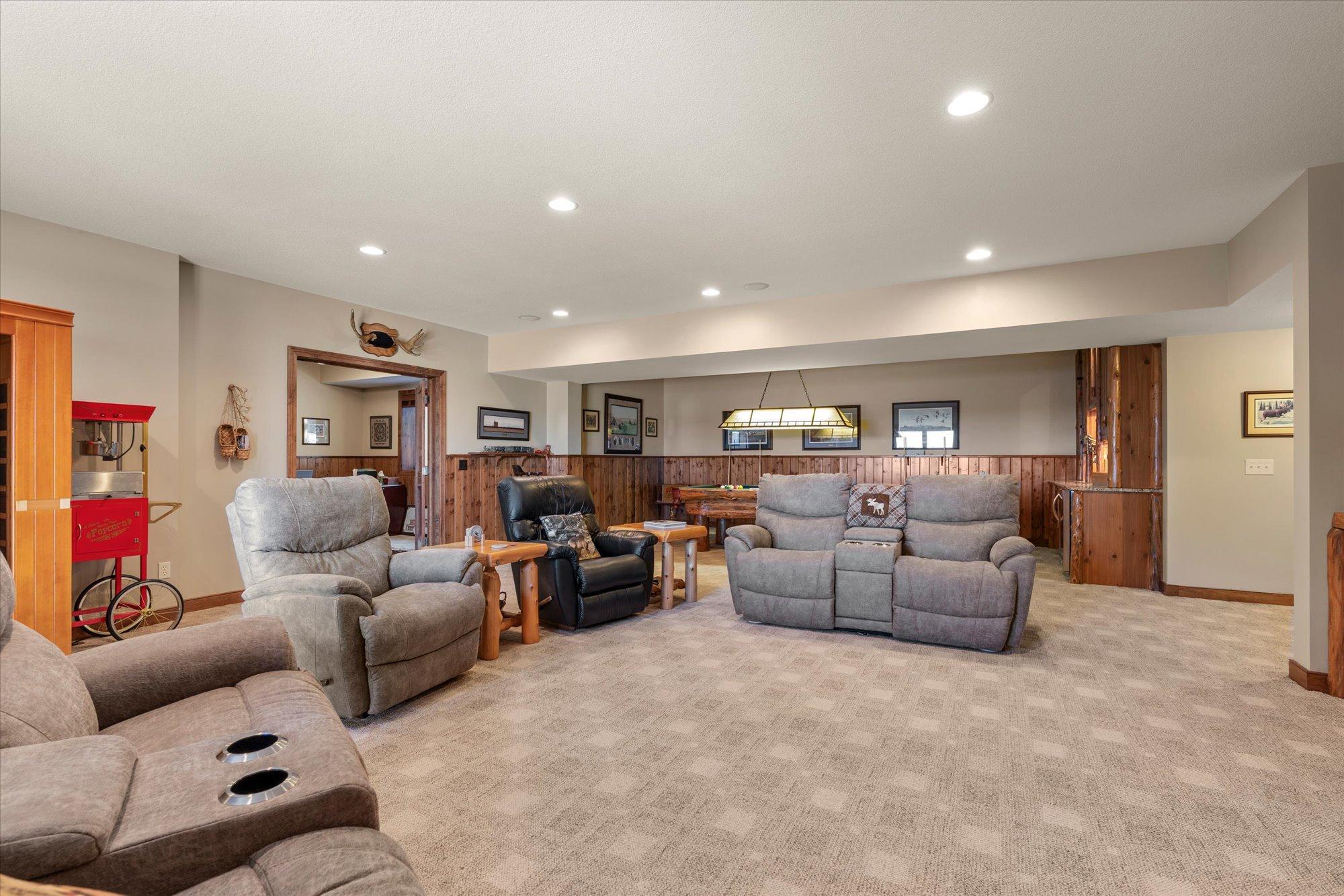 2001 single family home for sale at 38042 Donaldson Point in Pine River, MN — 5 bed, 5 bath (photo 44 of 56)