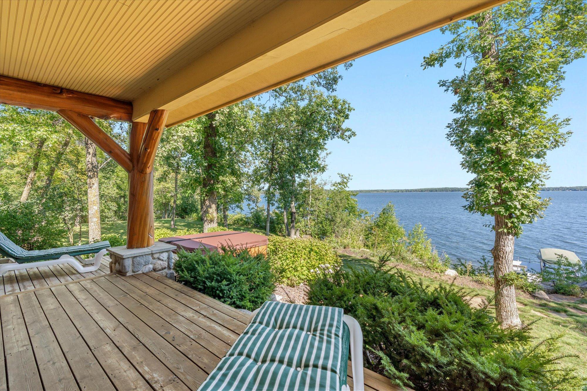 2001 single family home for sale at 38042 Donaldson Point in Pine River, MN — 5 bed, 5 bath (photo 6 of 56)
