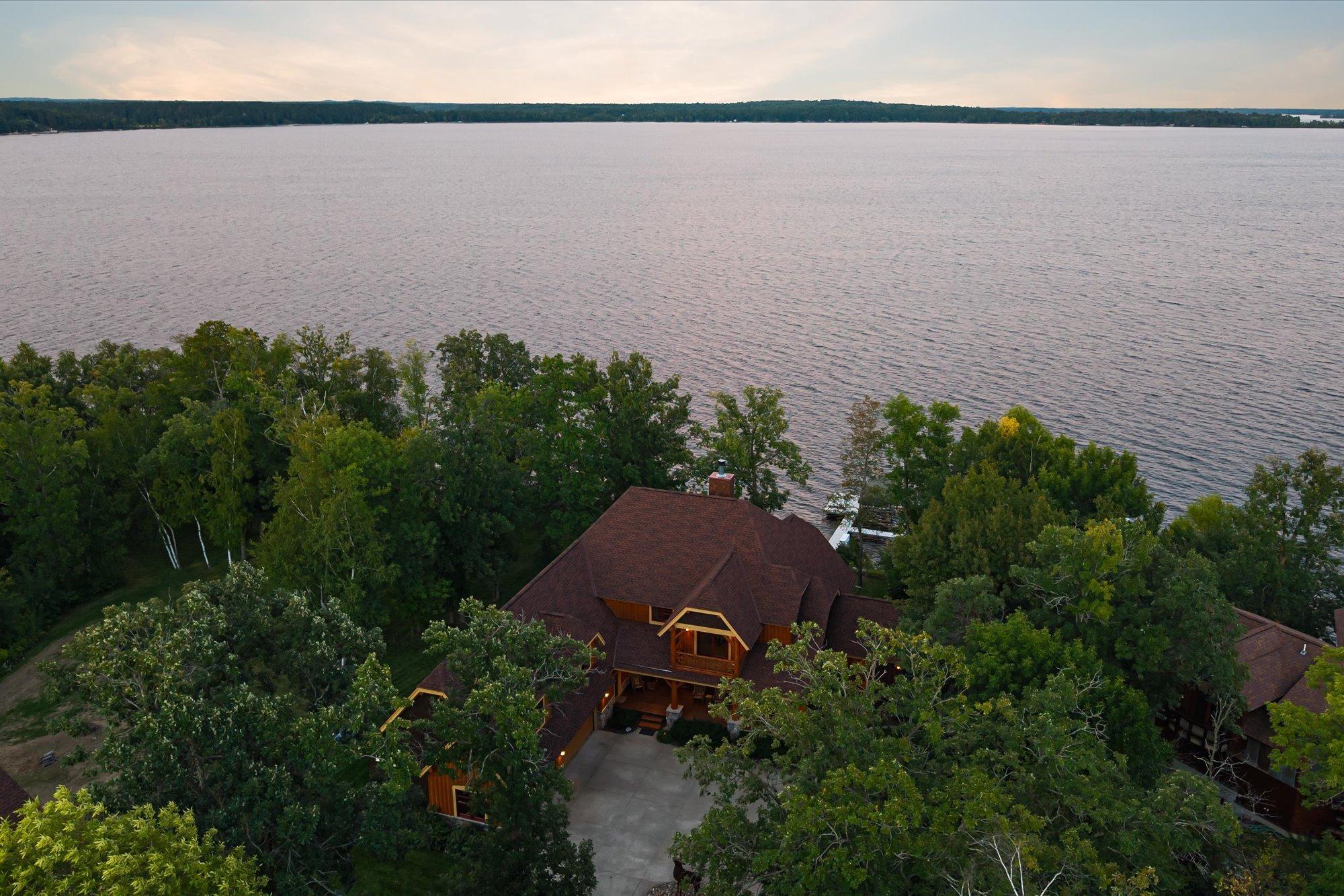 2001 single family home for sale at 38042 Donaldson Point in Pine River, MN — 5 bed, 5 bath (photo 8 of 56)