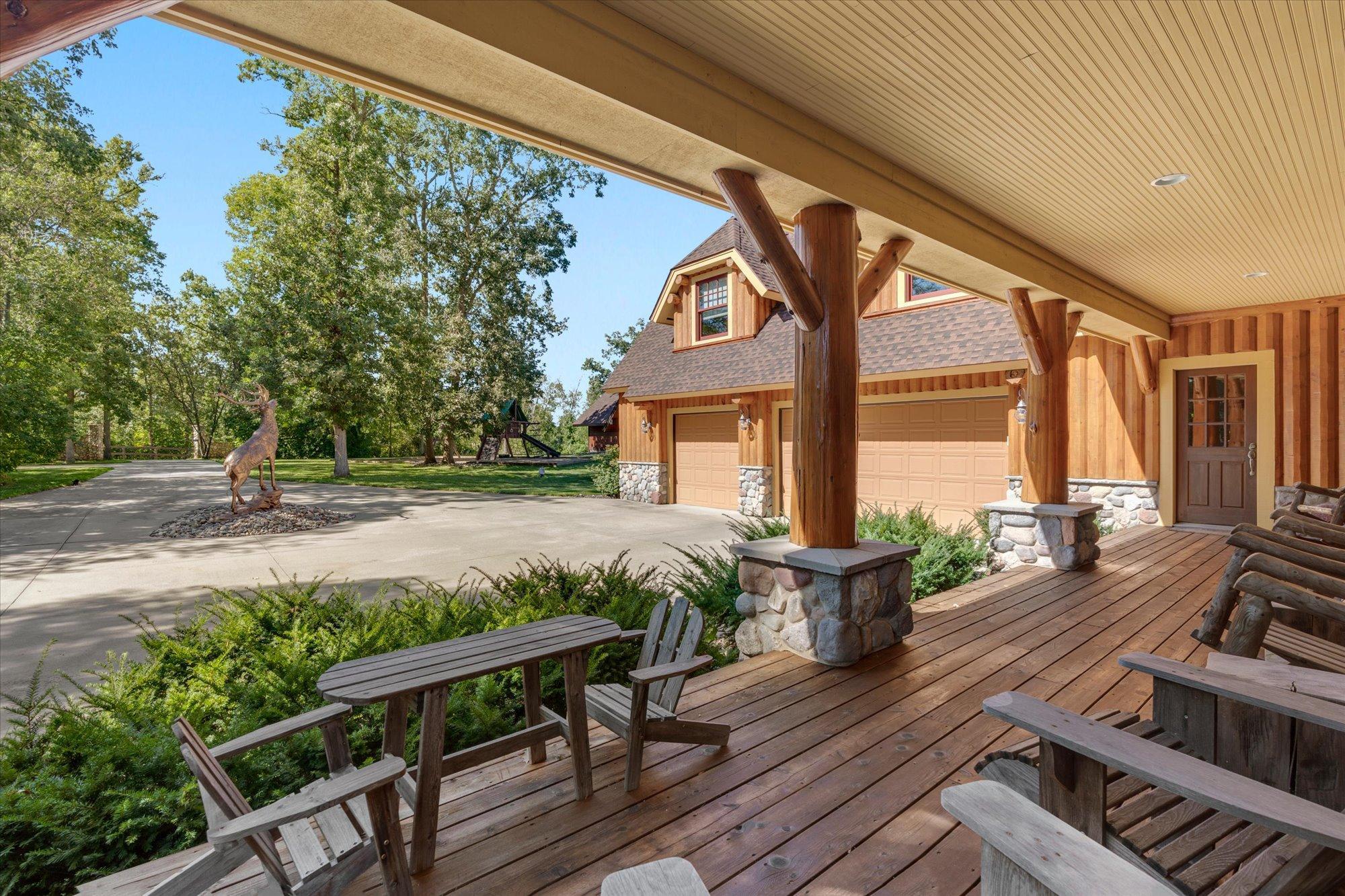 2001 single family home for sale at 38042 Donaldson Point in Pine River, MN — 5 bed, 5 bath (photo 10 of 56)