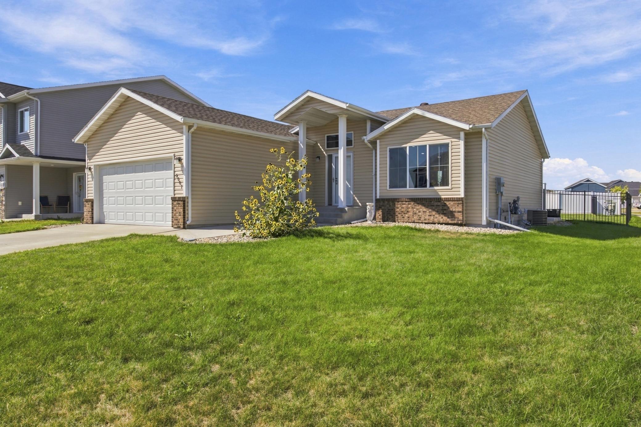2016 single family home for sale at 6001 59 Street S in Fargo, ND — 4 bed, 3 bath
