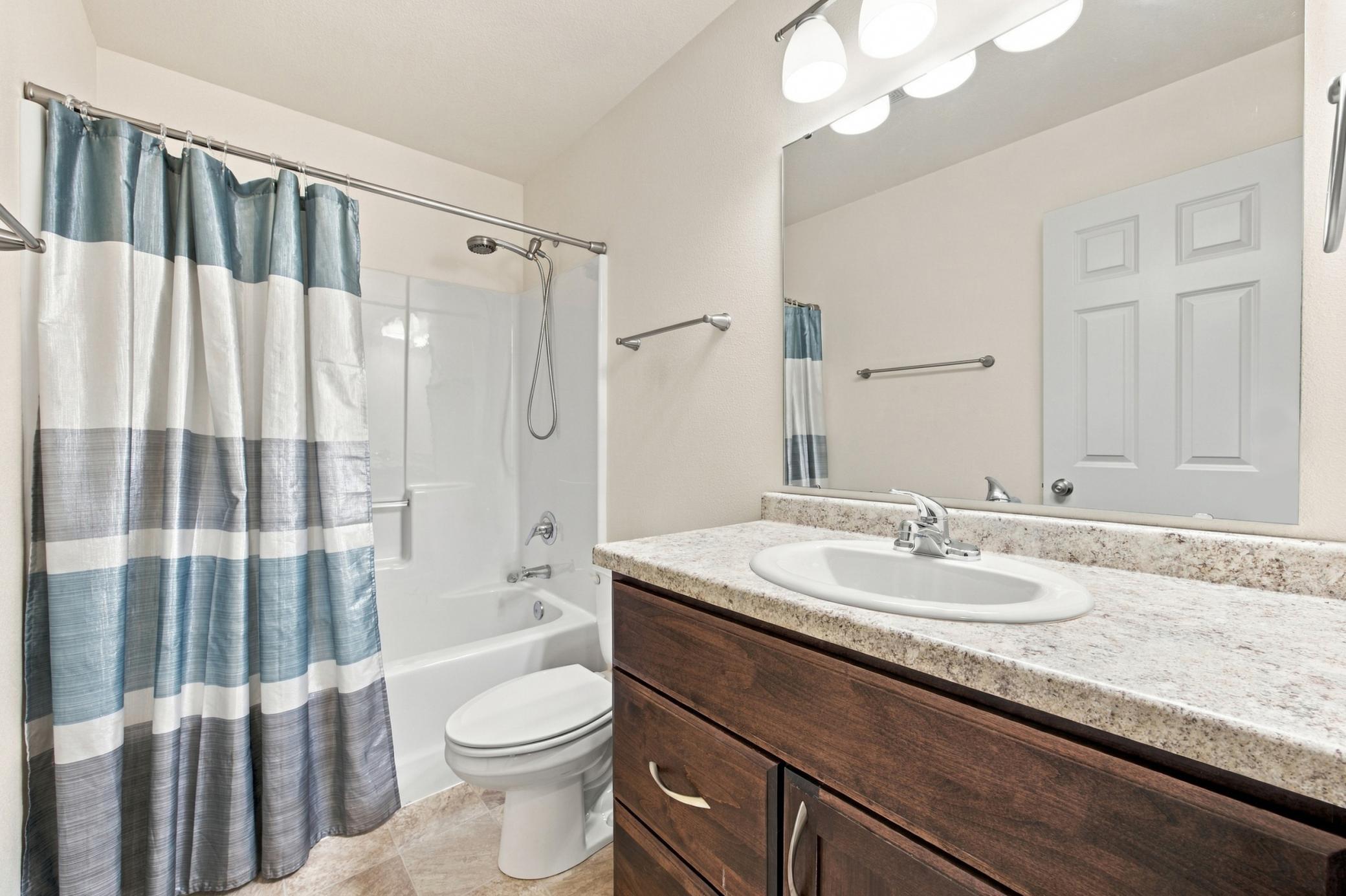 2016 single family home for sale at 6001 59 Street S in Fargo, ND — 4 bed, 3 bath (photo 25 of 55)