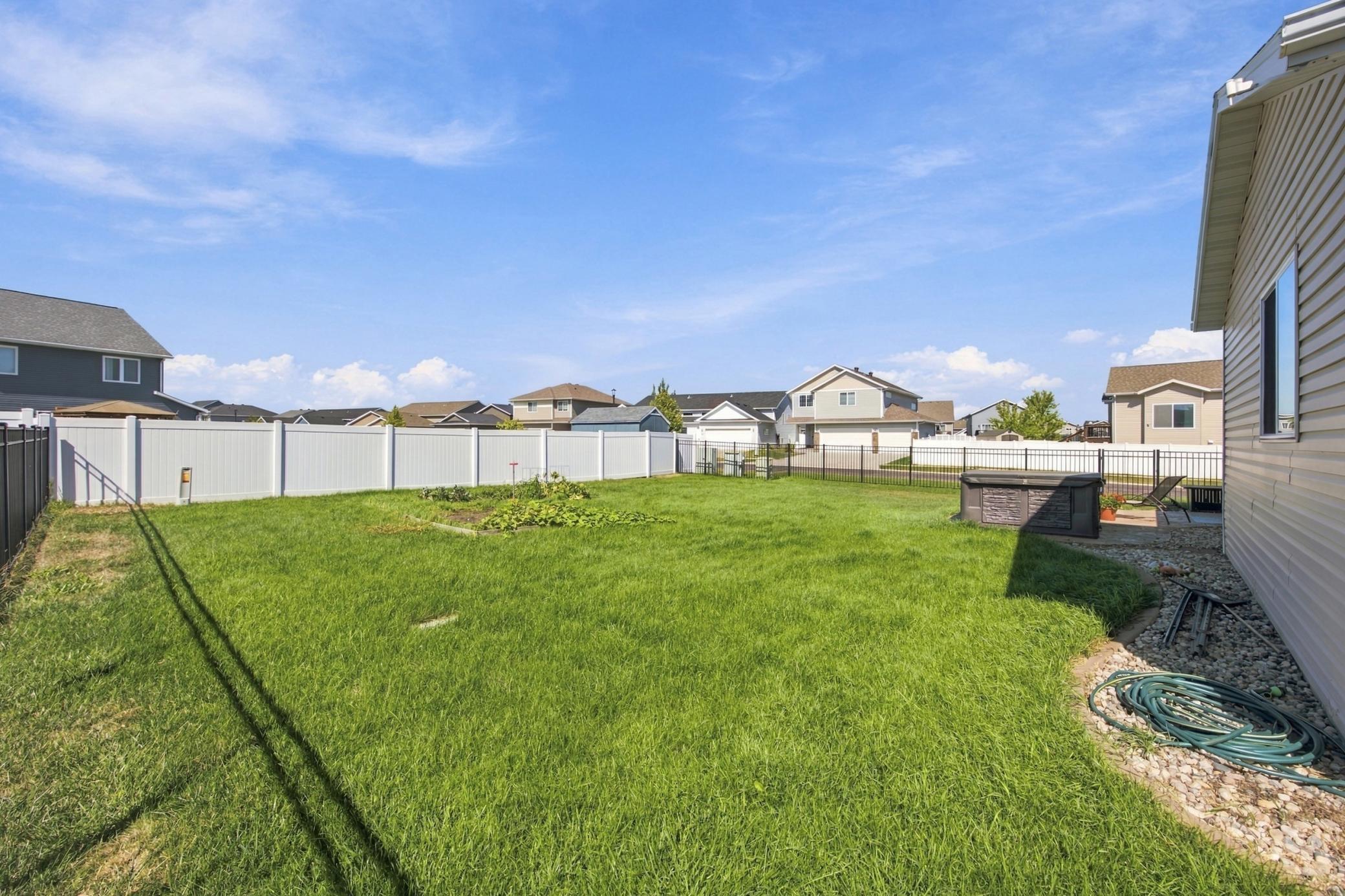 2016 single family home for sale at 6001 59 Street S in Fargo, ND — 4 bed, 3 bath (photo 43 of 55)