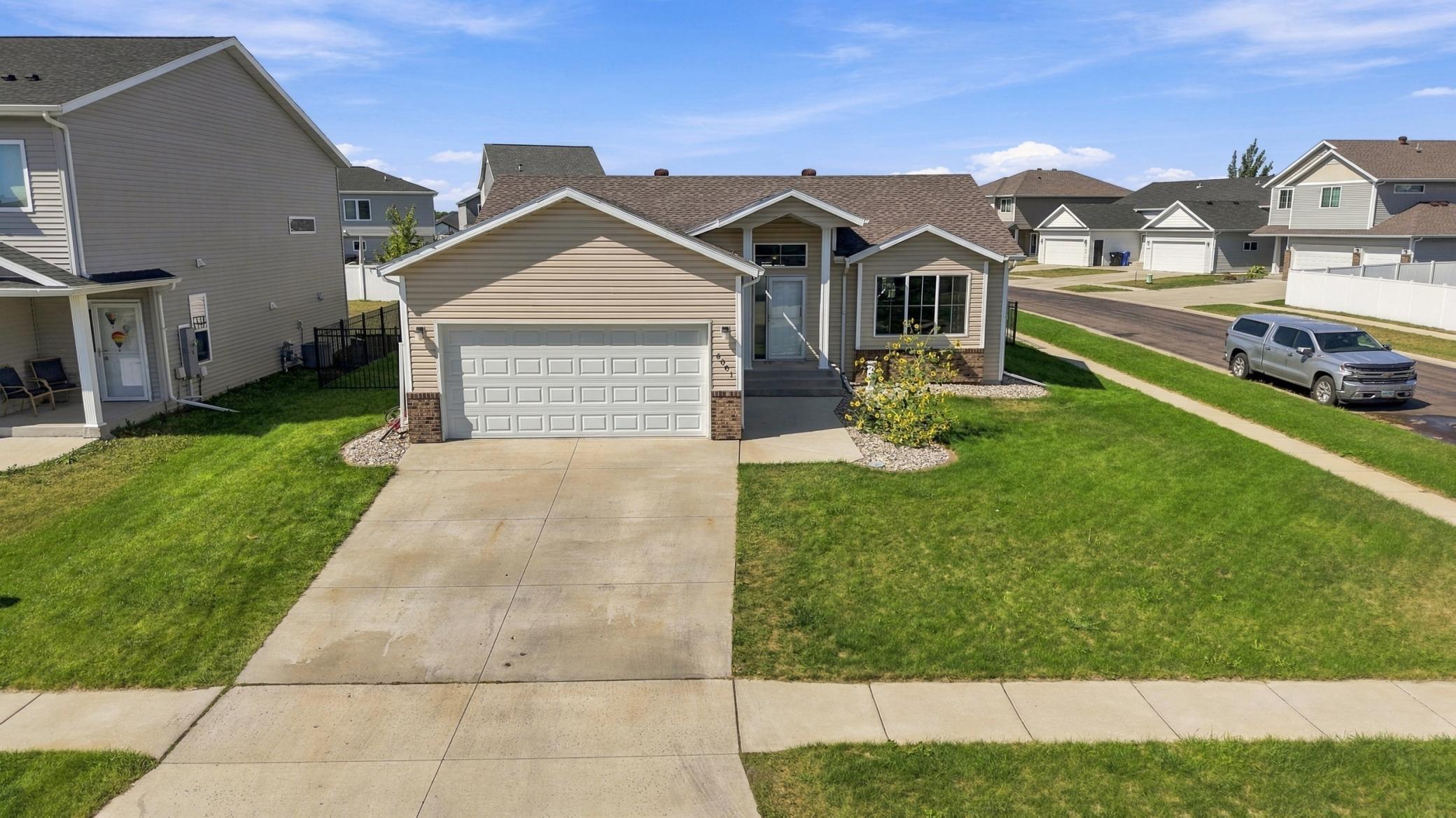 2016 single family home for sale at 6001 59 Street S in Fargo, ND — 4 bed, 3 bath (photo 44 of 55)